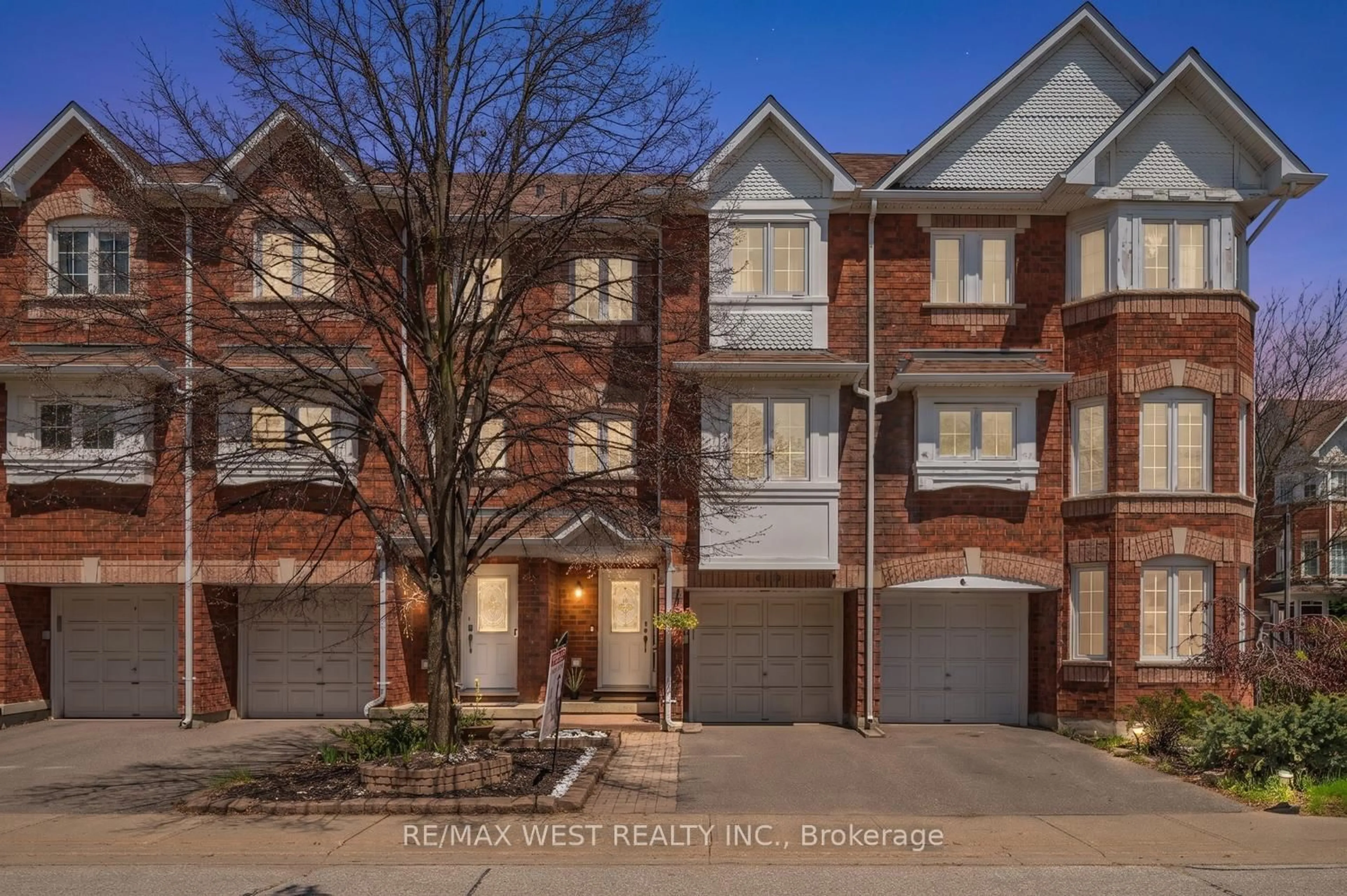 Home with brick exterior material, street for 6060 Snowy Owl Cres #22, Mississauga Ontario L5N 7K3