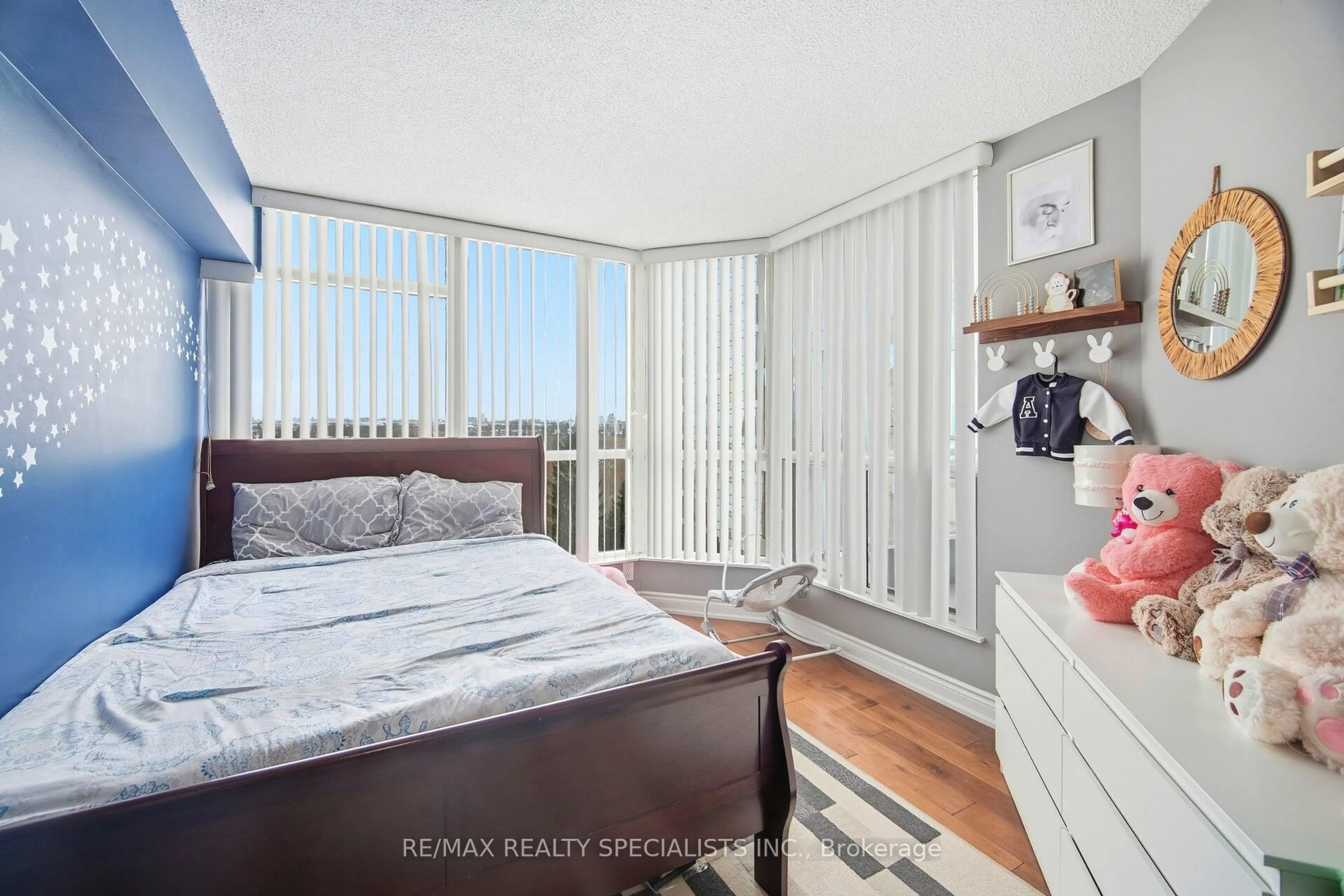 Bedroom with bed, unknown for 1 Rowntree Rd #611, Toronto Ontario M9V 5G7