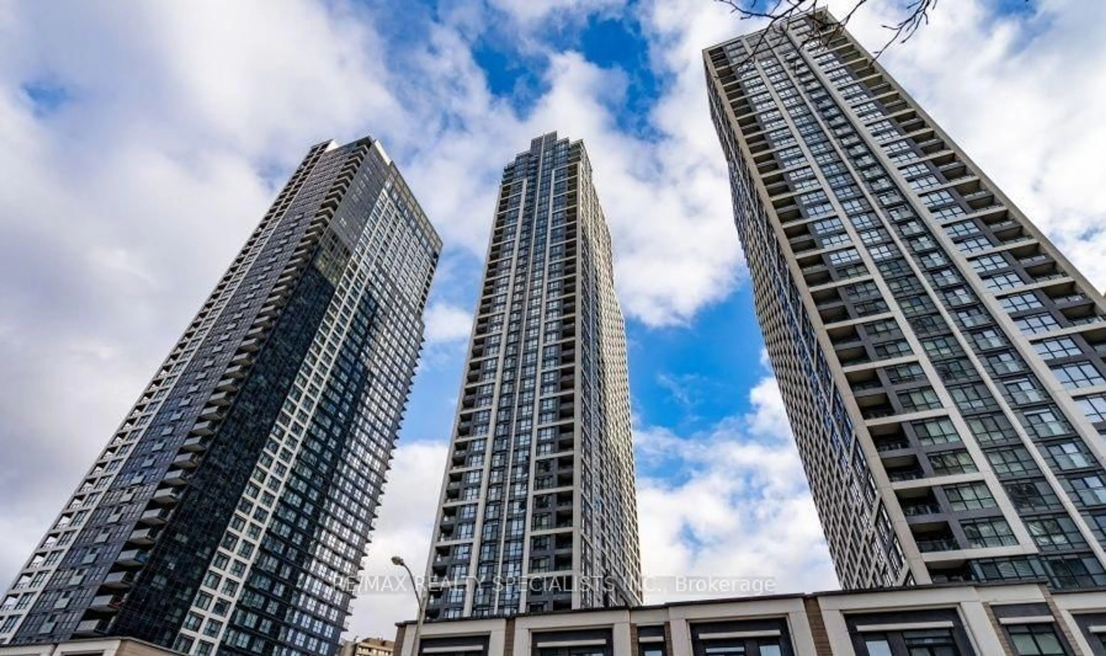 A pic from outside/outdoor area/front of a property/back of a property/a pic from drone, city buildings view from balcony for 7 Mabelle Ave #305, Toronto Ontario M9A 4X7