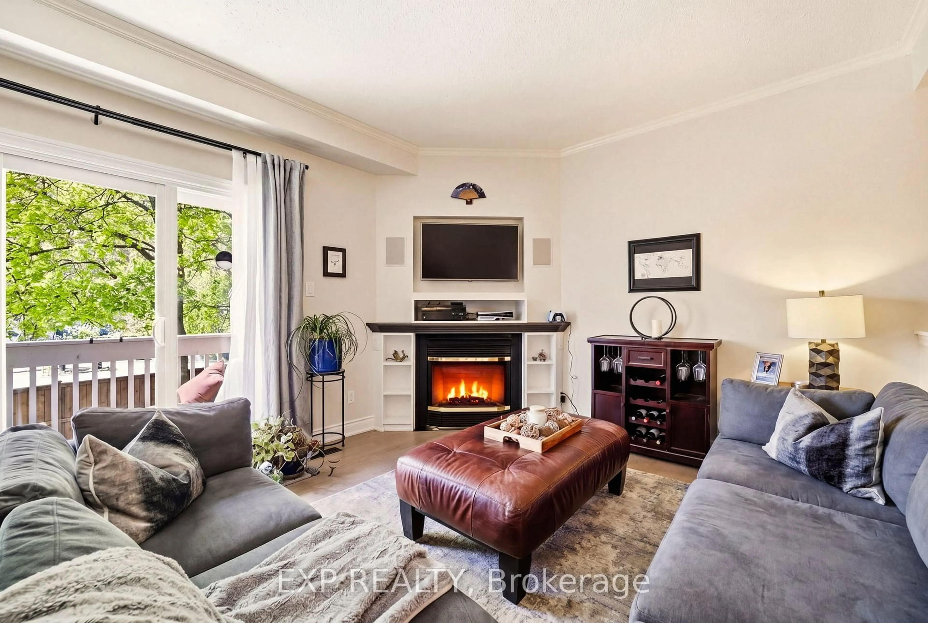 Living room with furniture, unknown for 1010 Walden Circ #2, Mississauga Ontario L5J 4J9