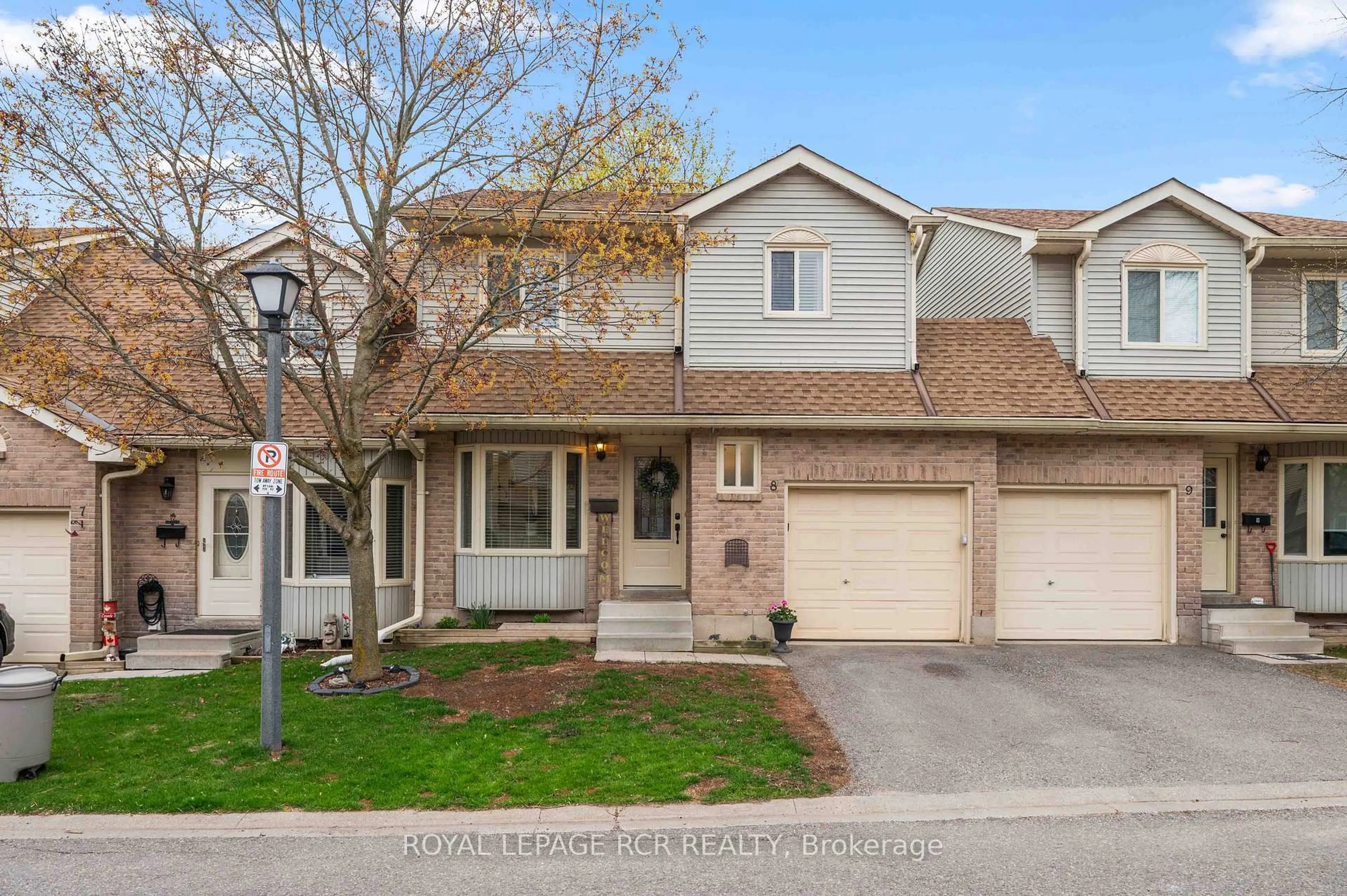 Unknown for 31 Parkview Dr #8, Orangeville Ontario L9W 4H5