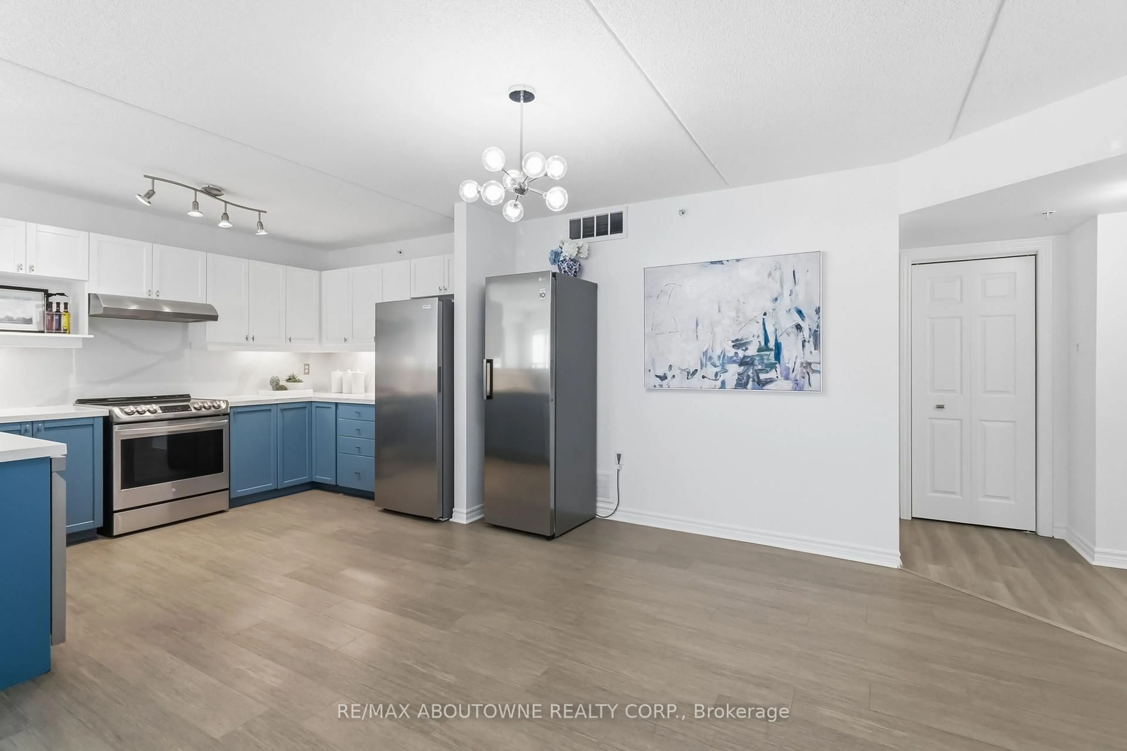 Open concept kitchen, unknown for 1340 Main St #113, Milton Ontario L9T 7S6