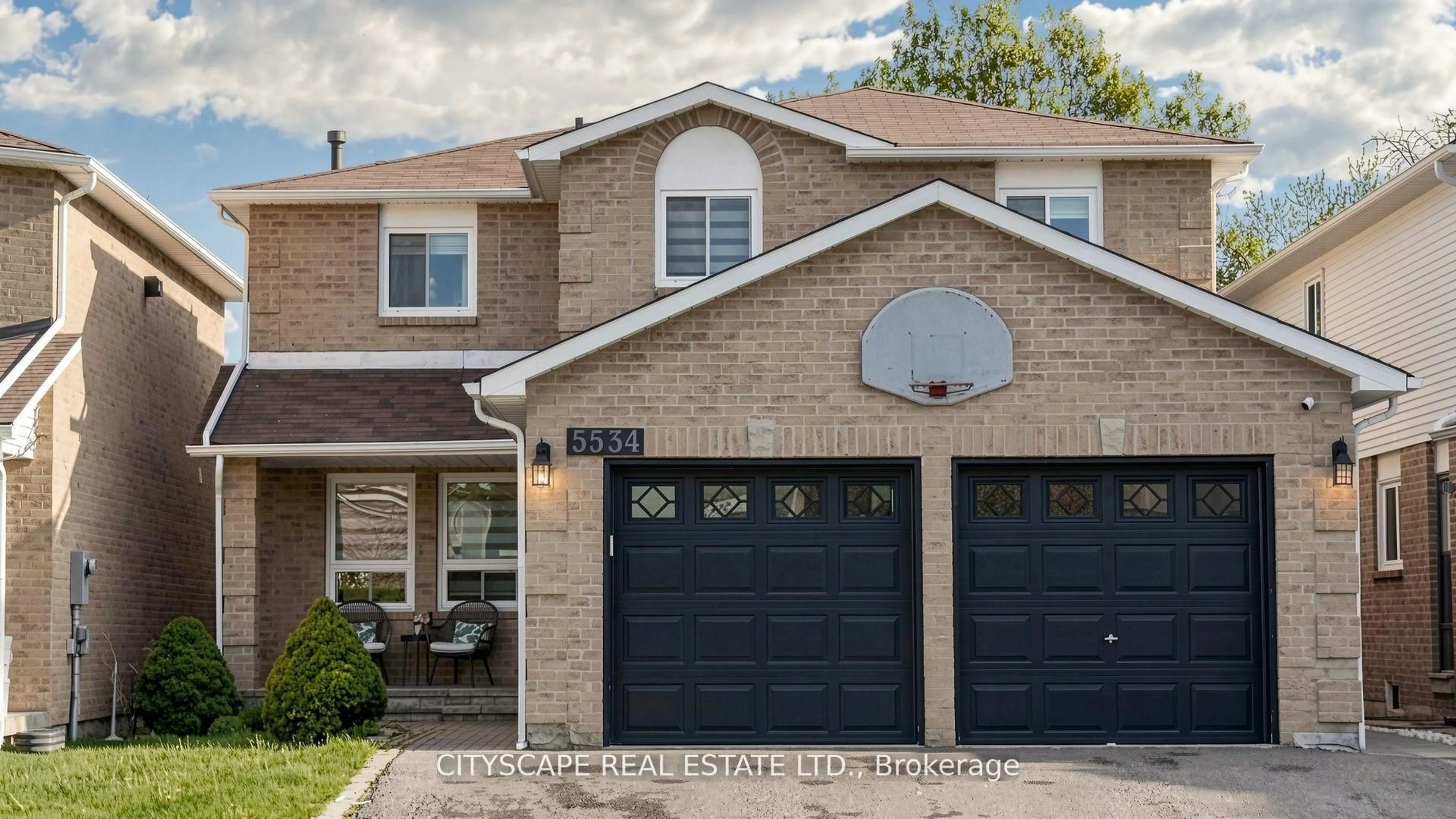 Home with brick exterior material, street for 5534 River Grove Ave, Mississauga Ontario L5M 3T6