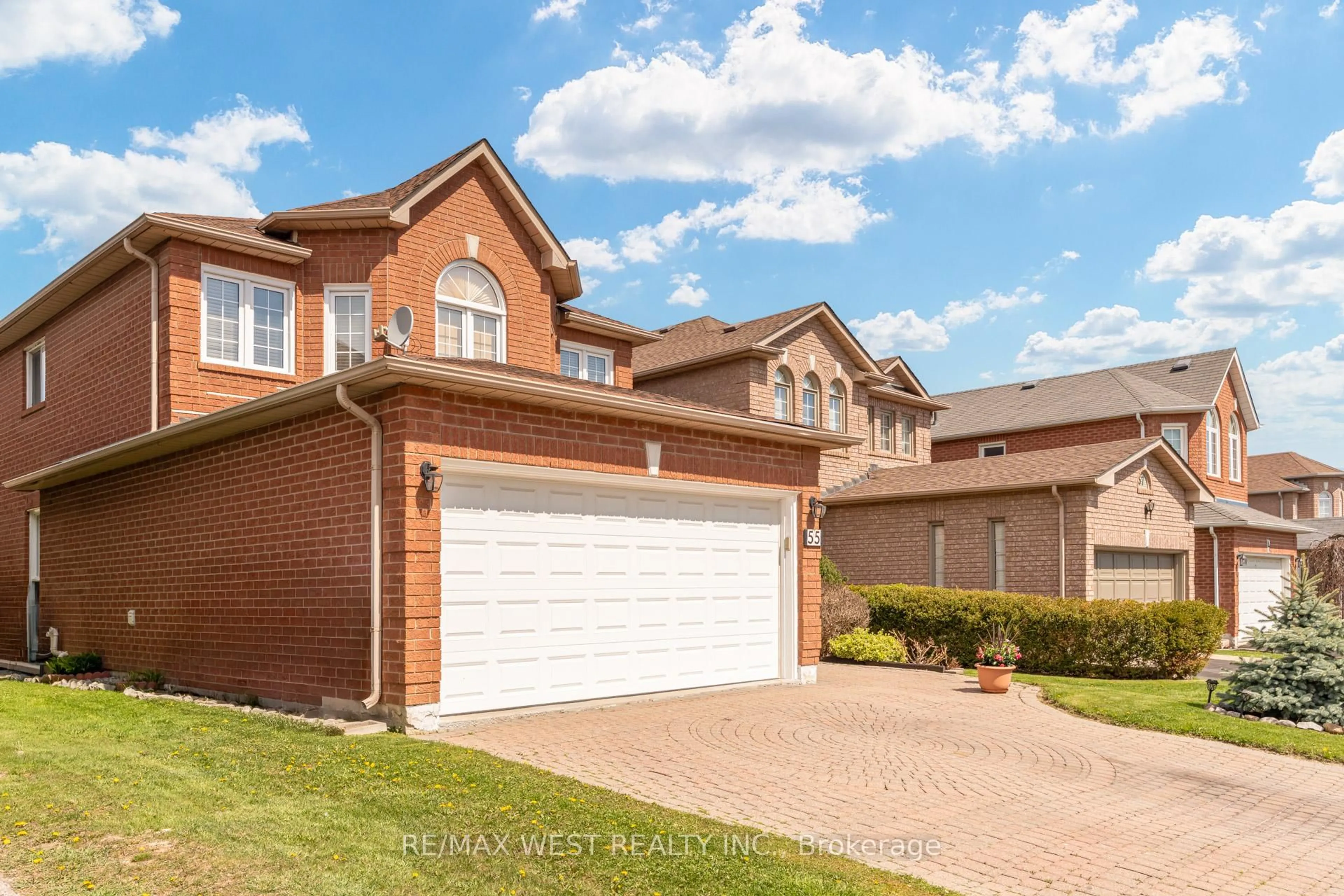 Home with brick exterior material, street for 55 Pavin Cres, Caledon Ontario L7E 1W9