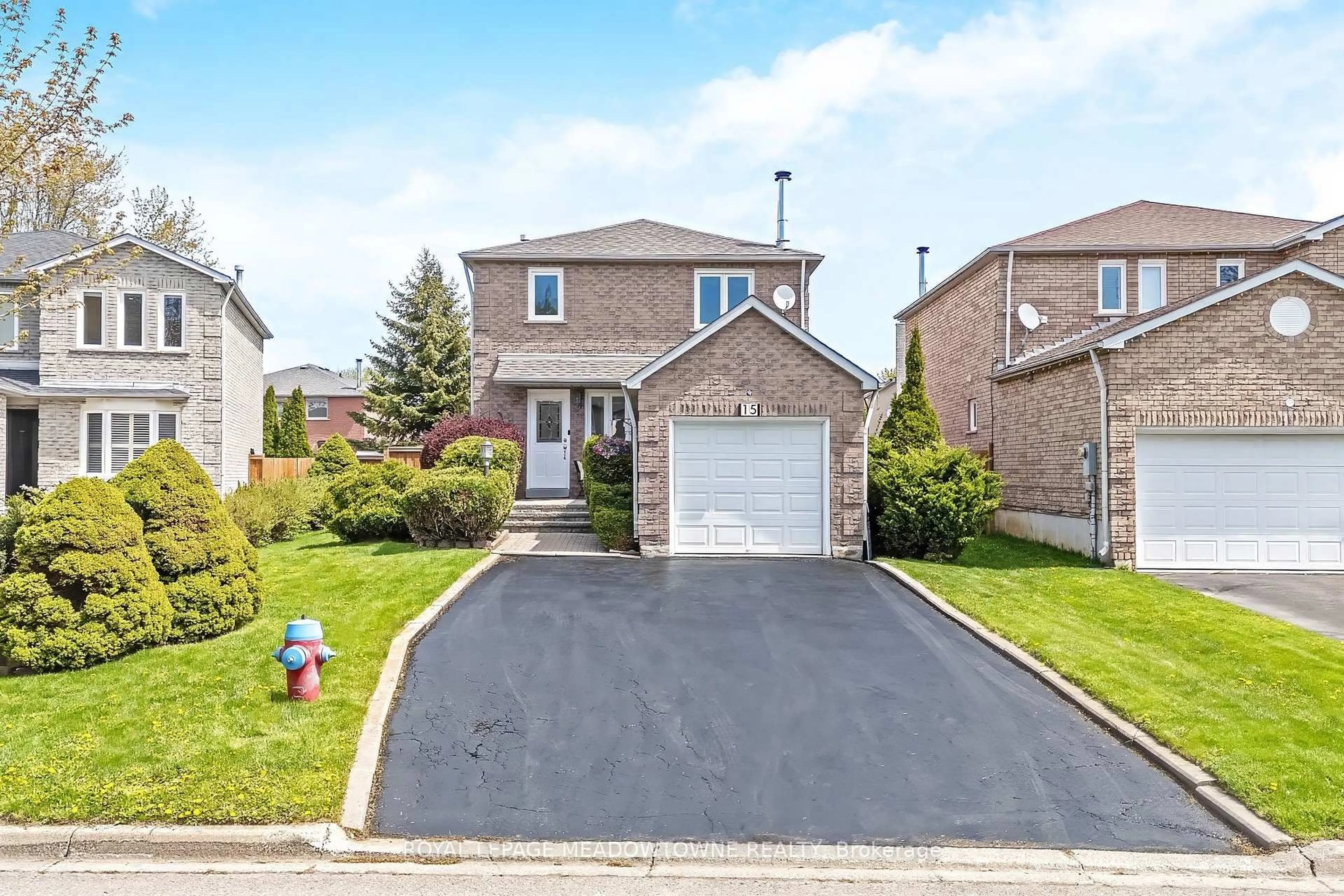 Unknown for 15 Mull Gate, Halton Hills Ontario L7G 5J6