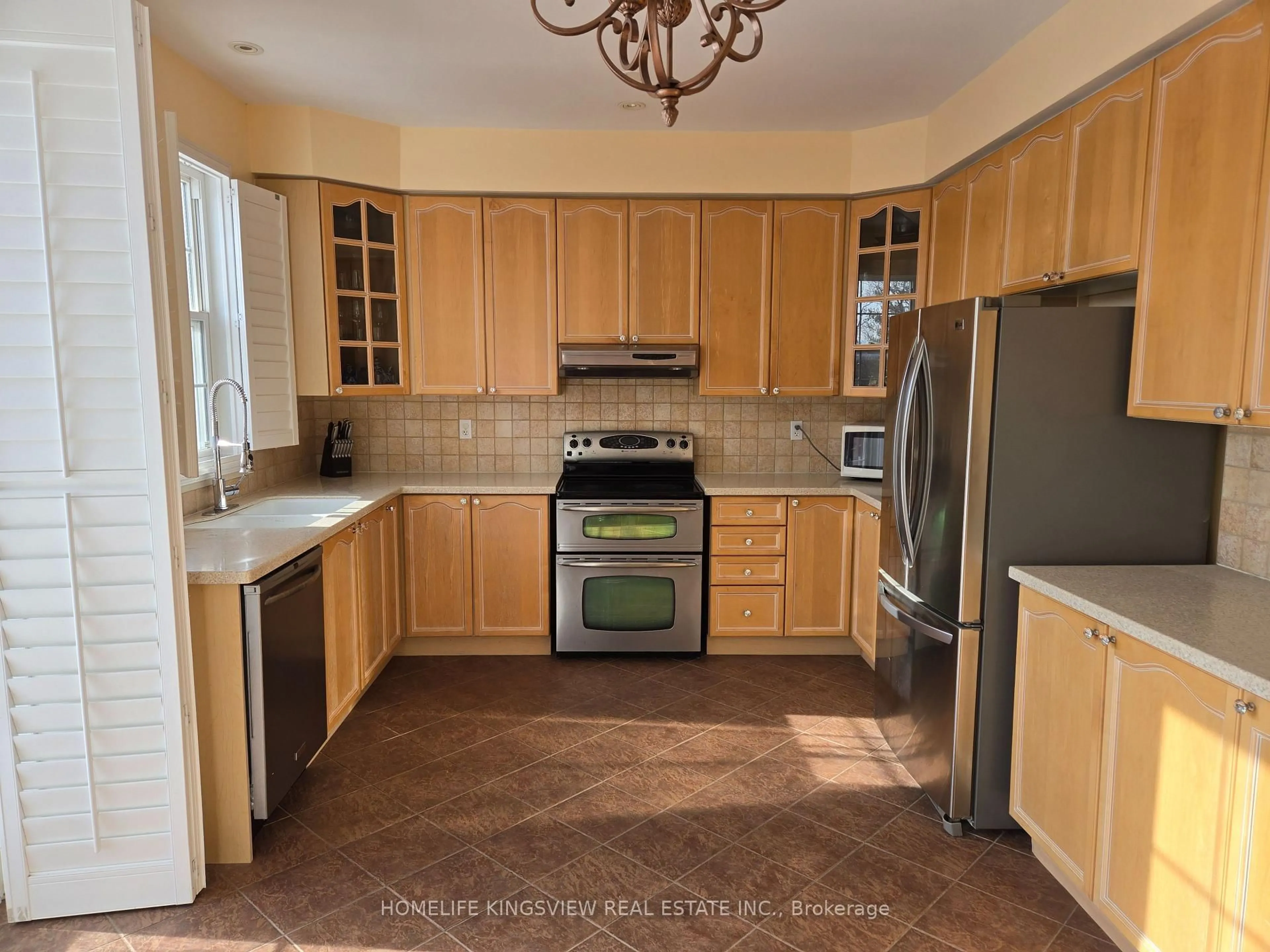 Unknown for 40 Vista Green Cres, Brampton Ontario L7A 2S3