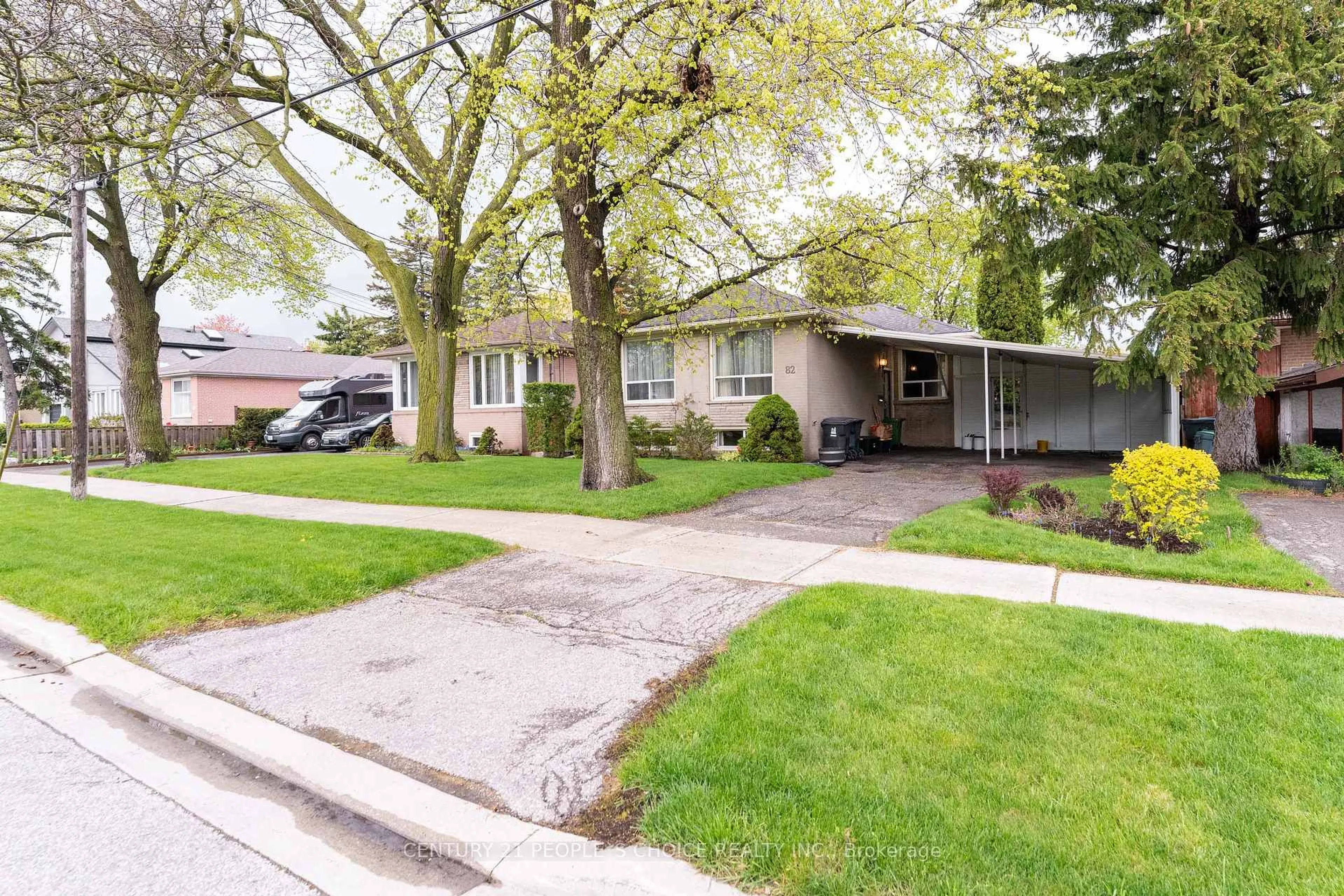 Unknown for 82 Hadrian Dr, Toronto Ontario M9W 1V4
