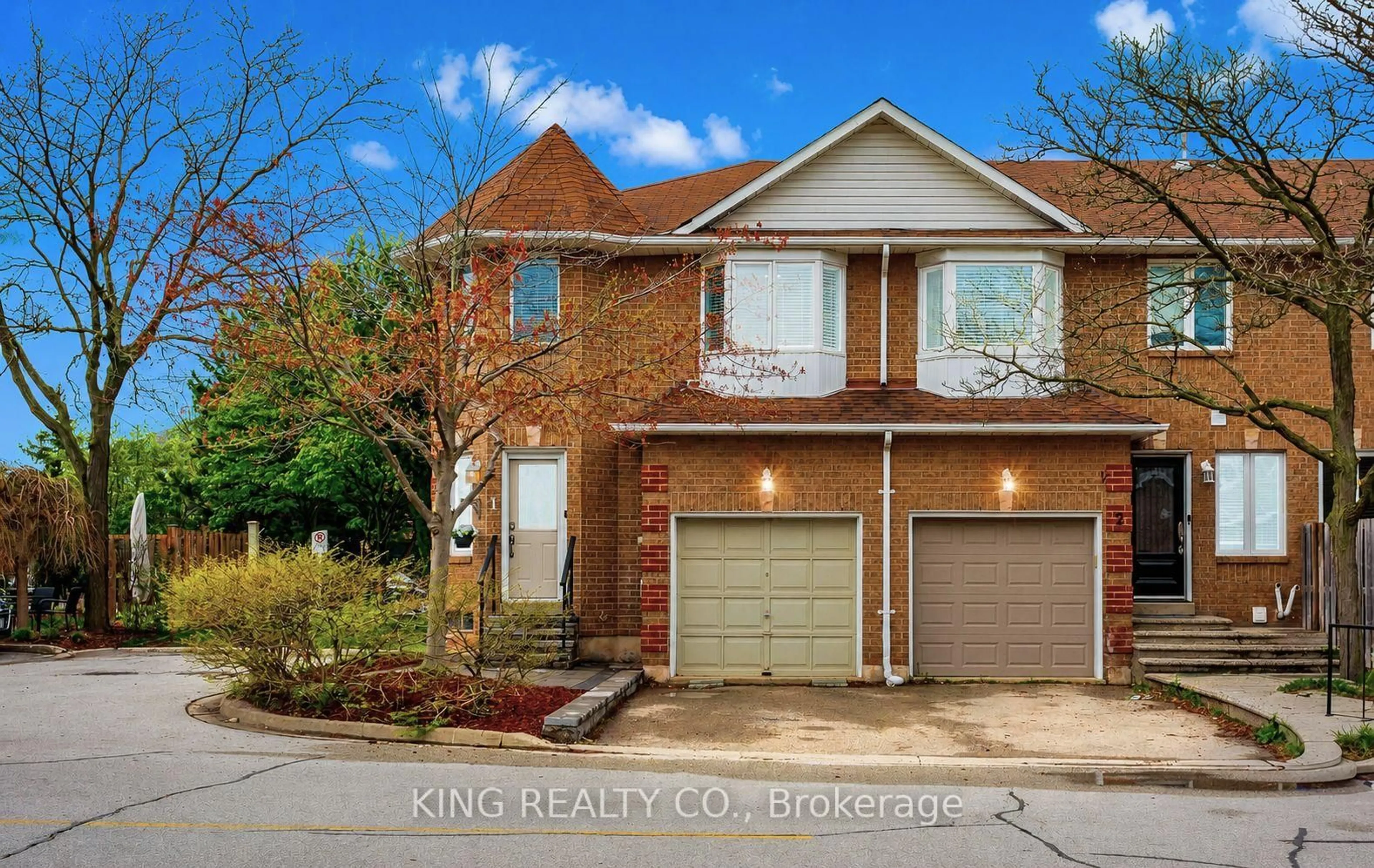 Home with brick exterior material, unknown for 1240 Westview Terr #1, Oakville Ontario L6M 3M4