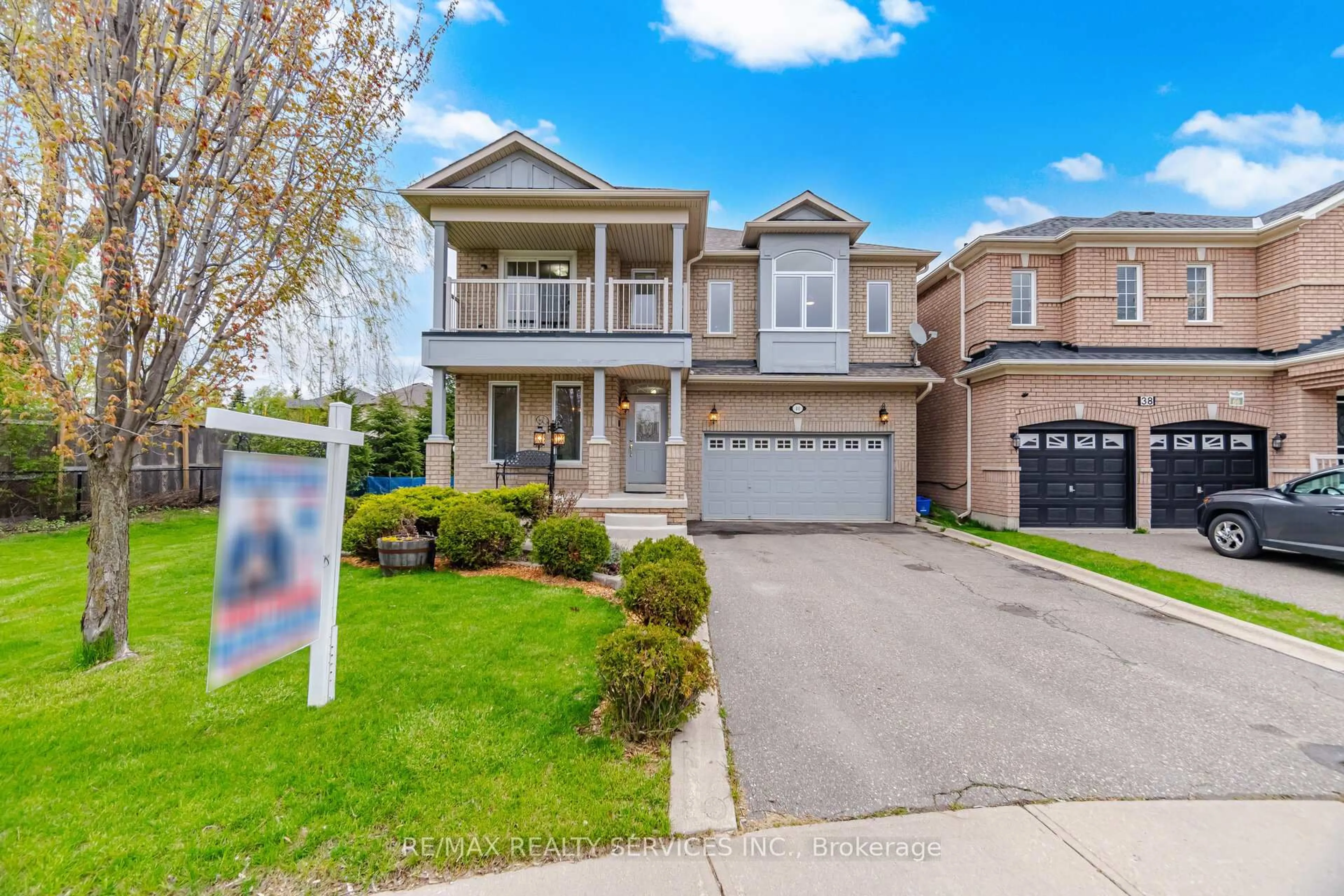 Unknown for 40 Sir Jacobs Cres, Brampton Ontario L7A 3V2