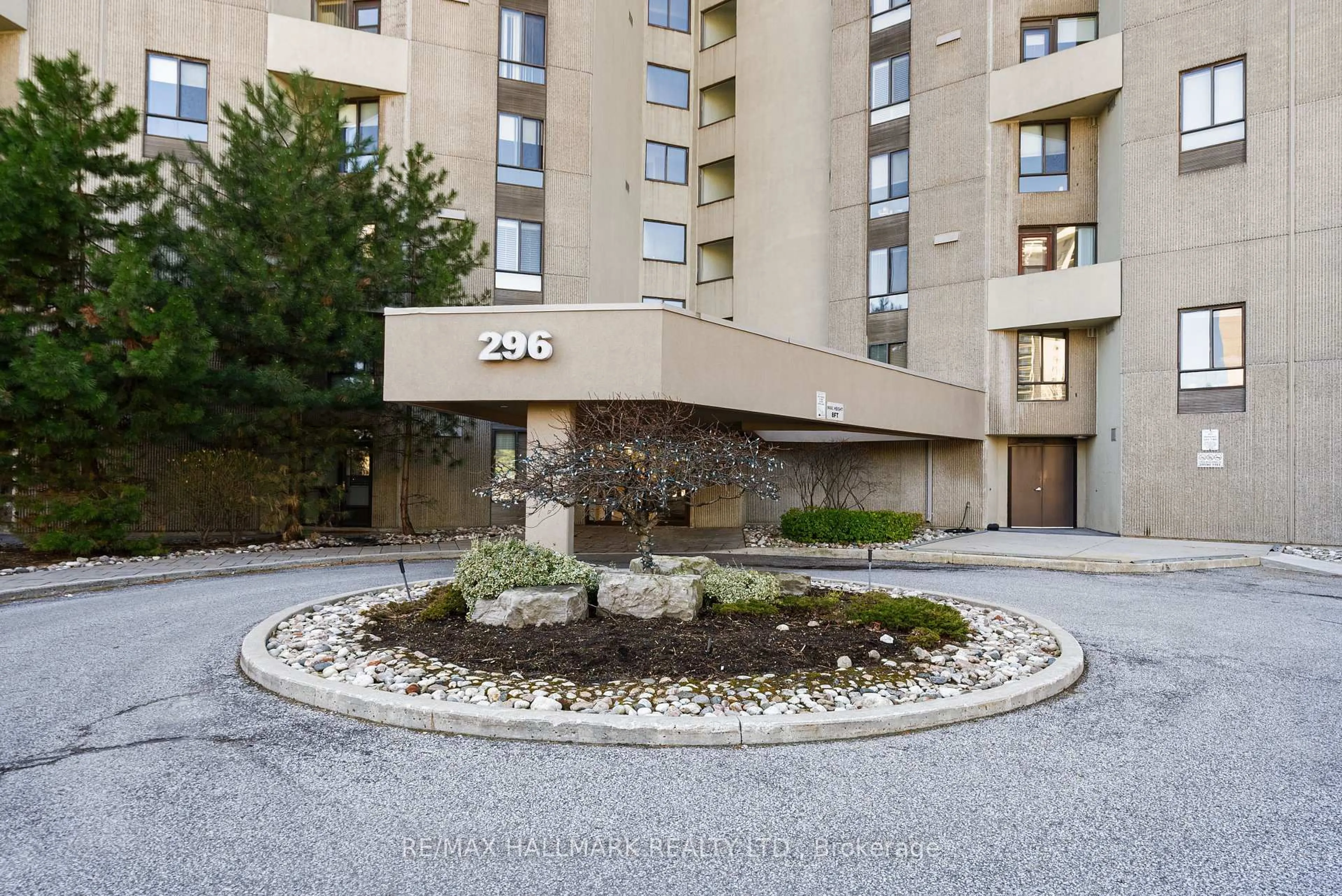 Patio, unknown for 296 Mill Rd #PH1, Toronto Ontario M9C 4X8