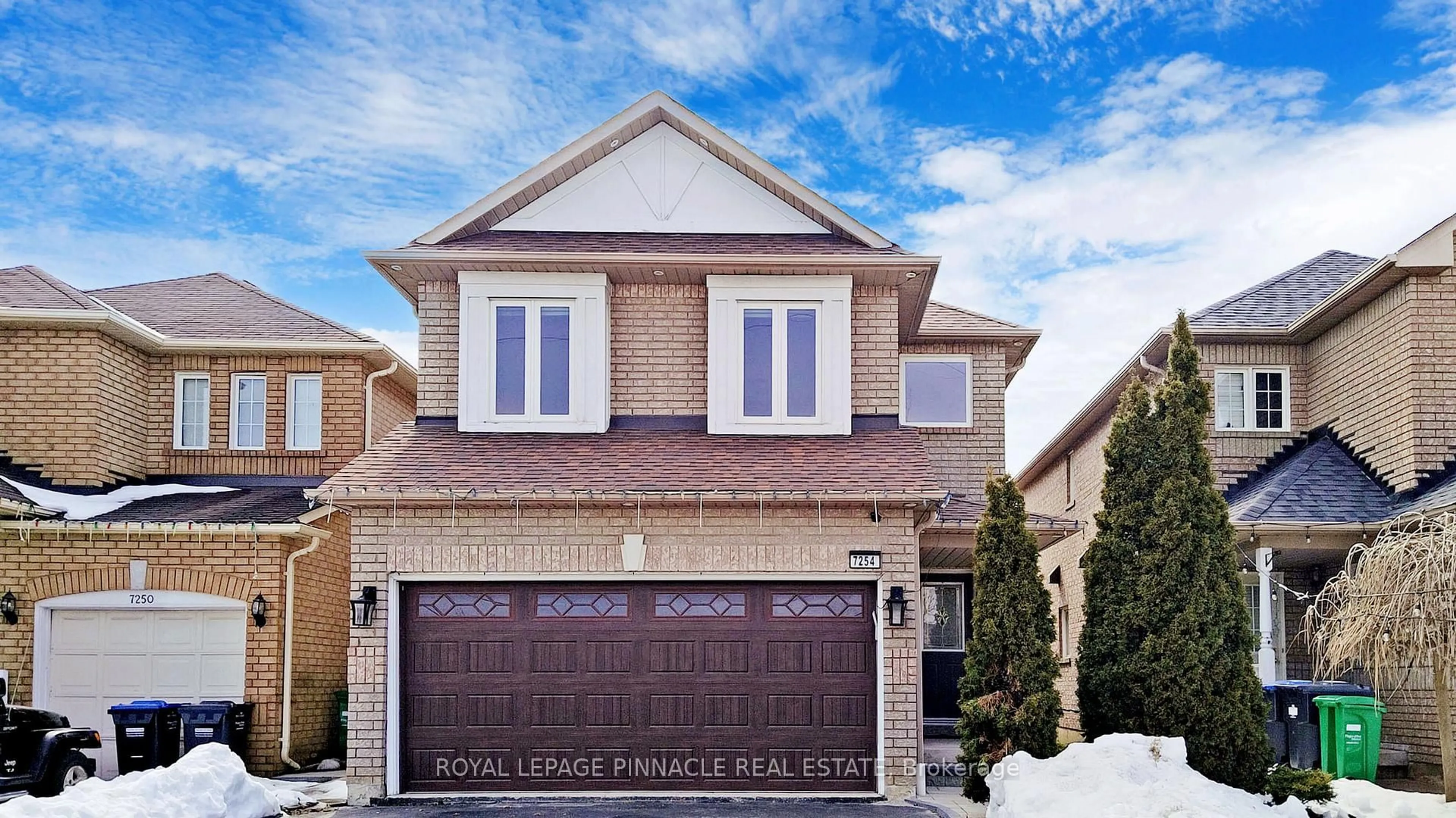 Home with brick exterior material, street for 7254 Dime Cres, Mississauga Ontario L5W 1K5
