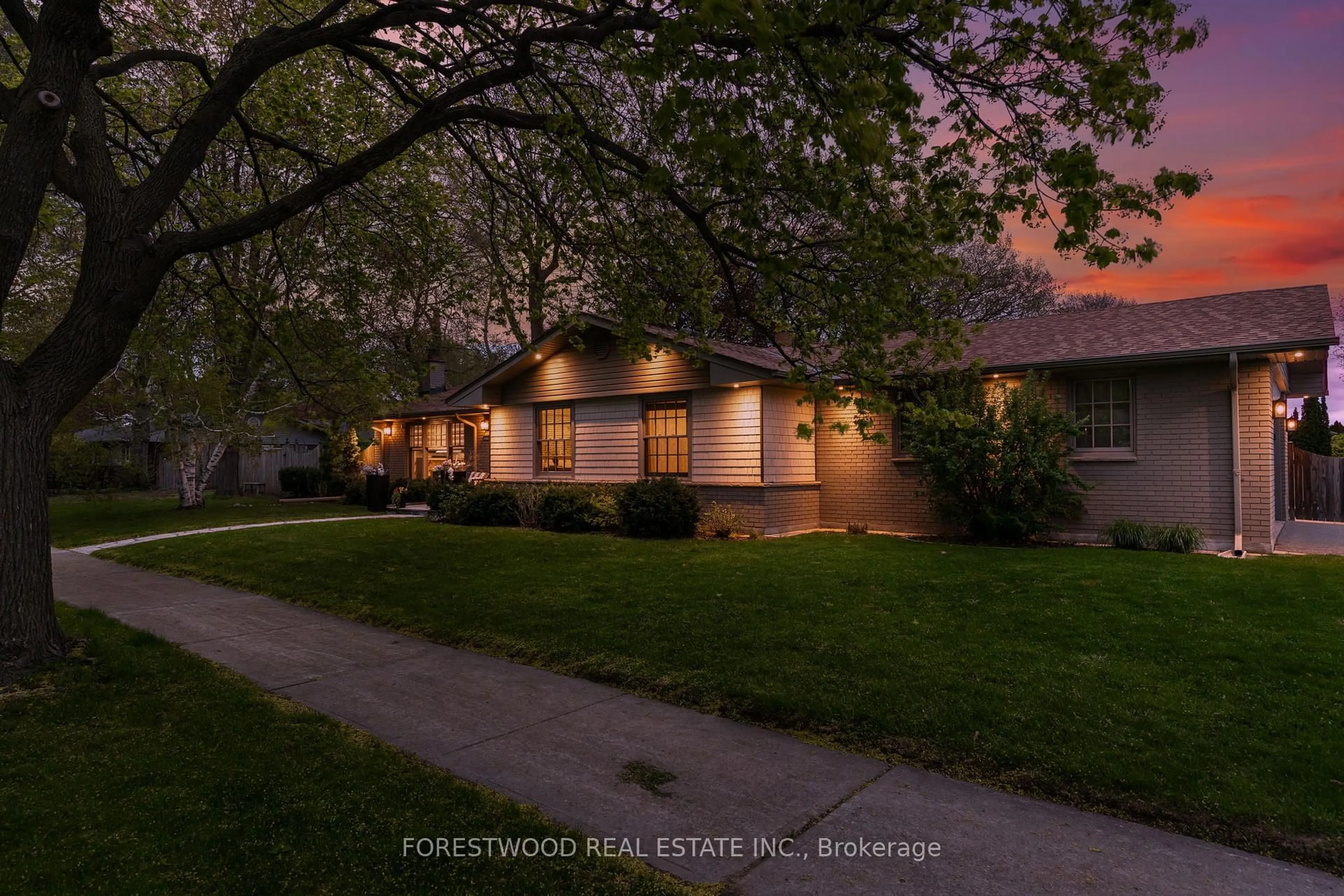Unknown for 3376 Grassfire Cres, Mississauga Ontario L4Y 3K2