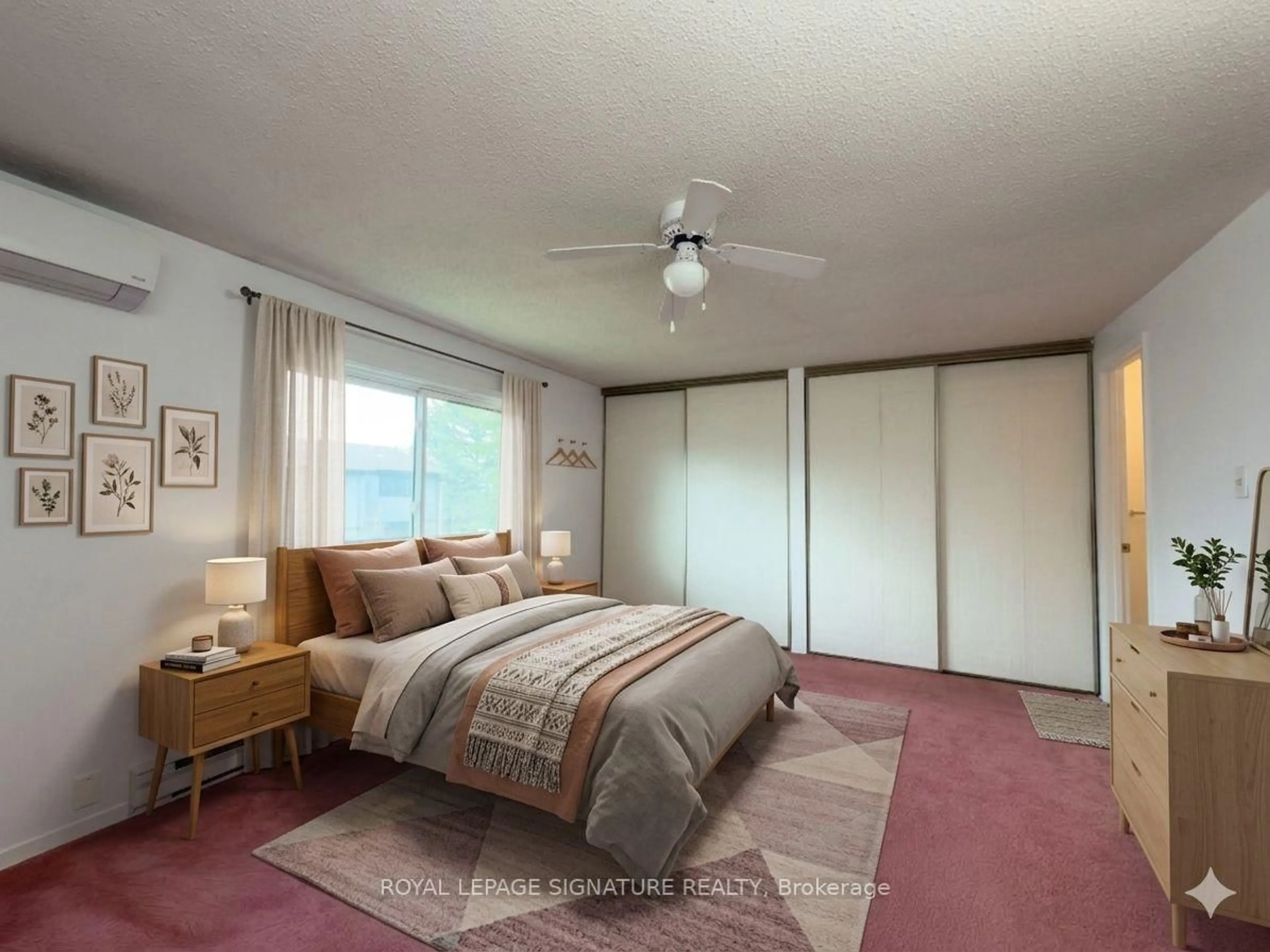 Bedroom with bed, carpet floor for 6860 Glen Erin Dr #33, Mississauga Ontario L5N 2E1