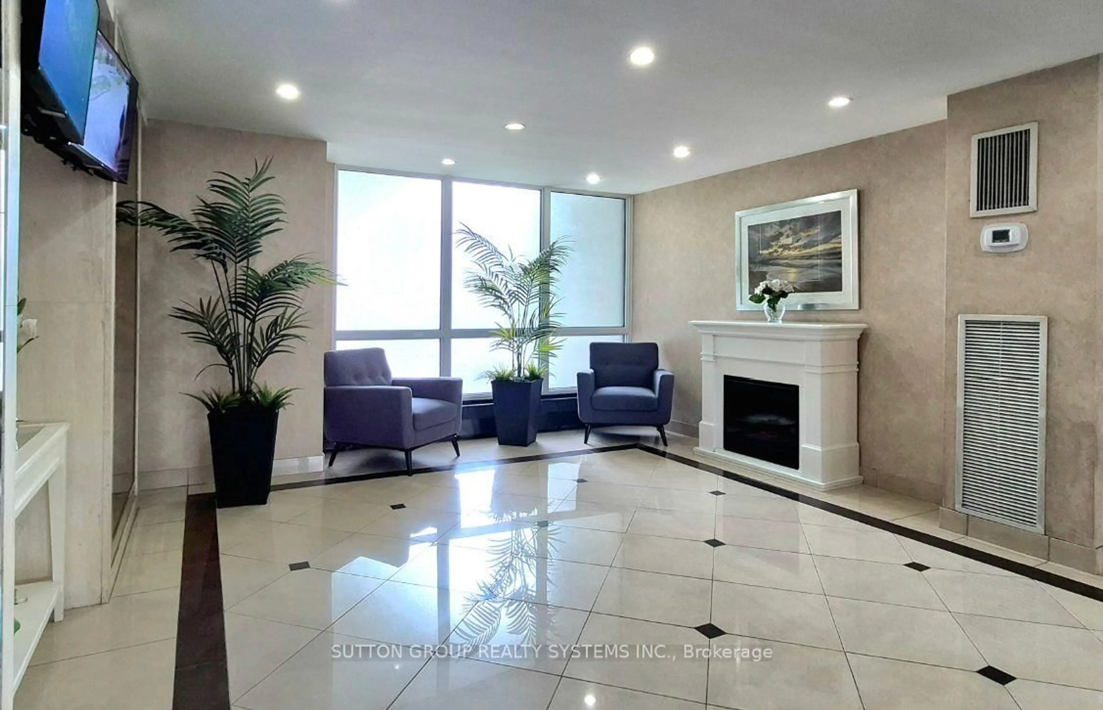 Lobby for 1515 lakeshore Rd #2003, Mississauga Ontario L5E 3E2