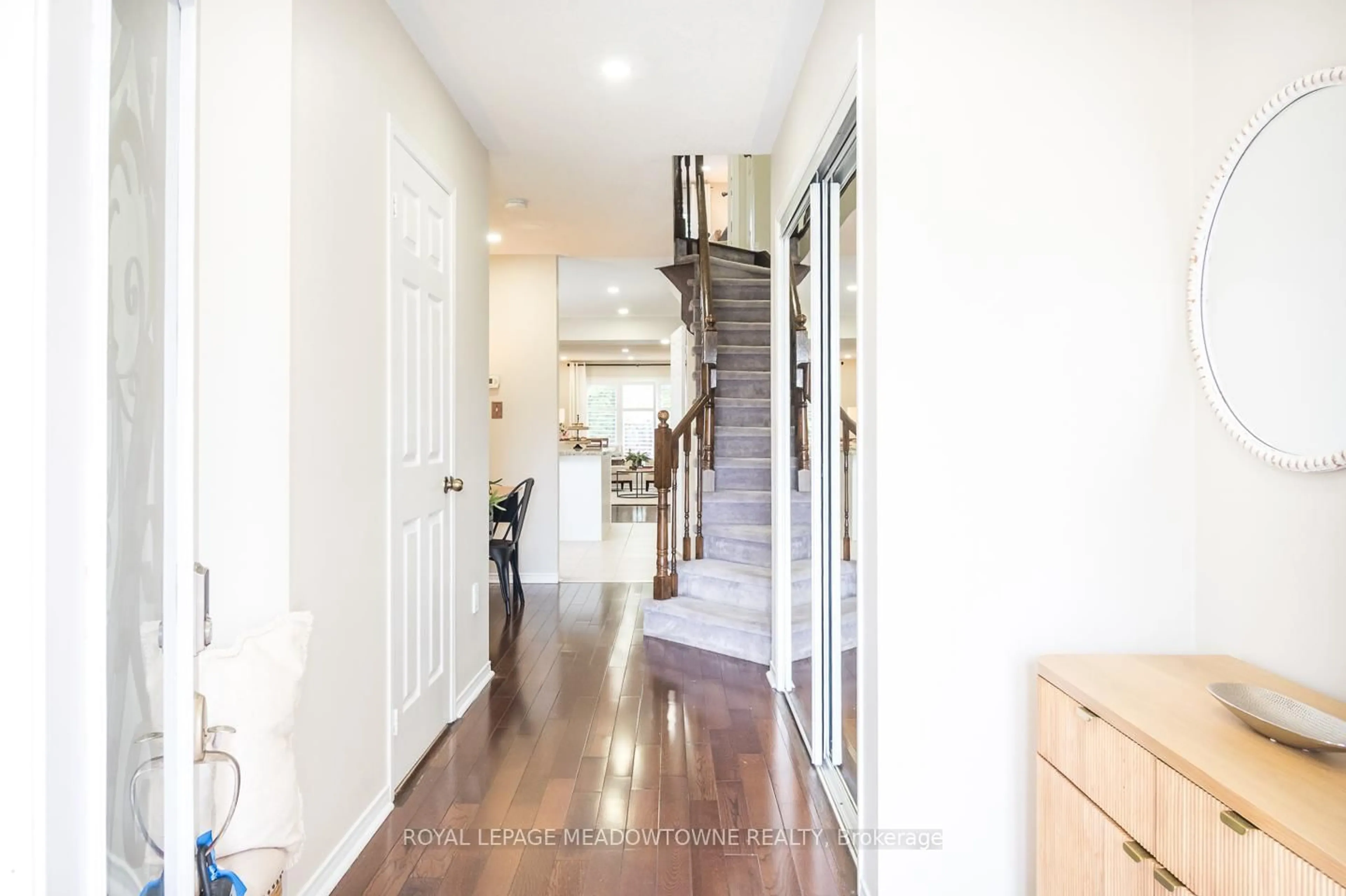 Unknown for 779 Gleeson Rd, Milton Ontario L9T 0C1