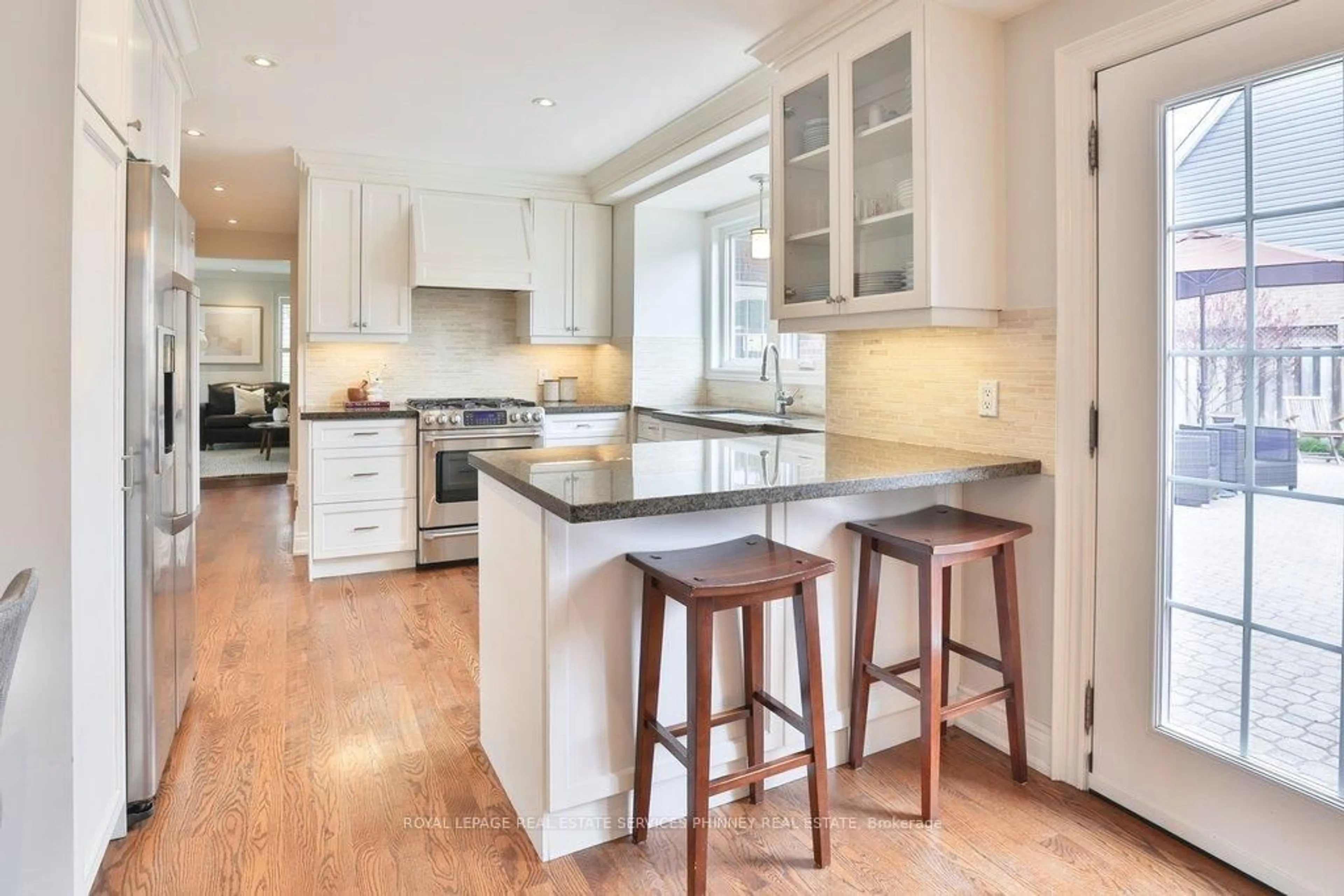 Open concept kitchen, unknown for 1163 Cayente Pl, Mississauga Ontario L5H 3B9