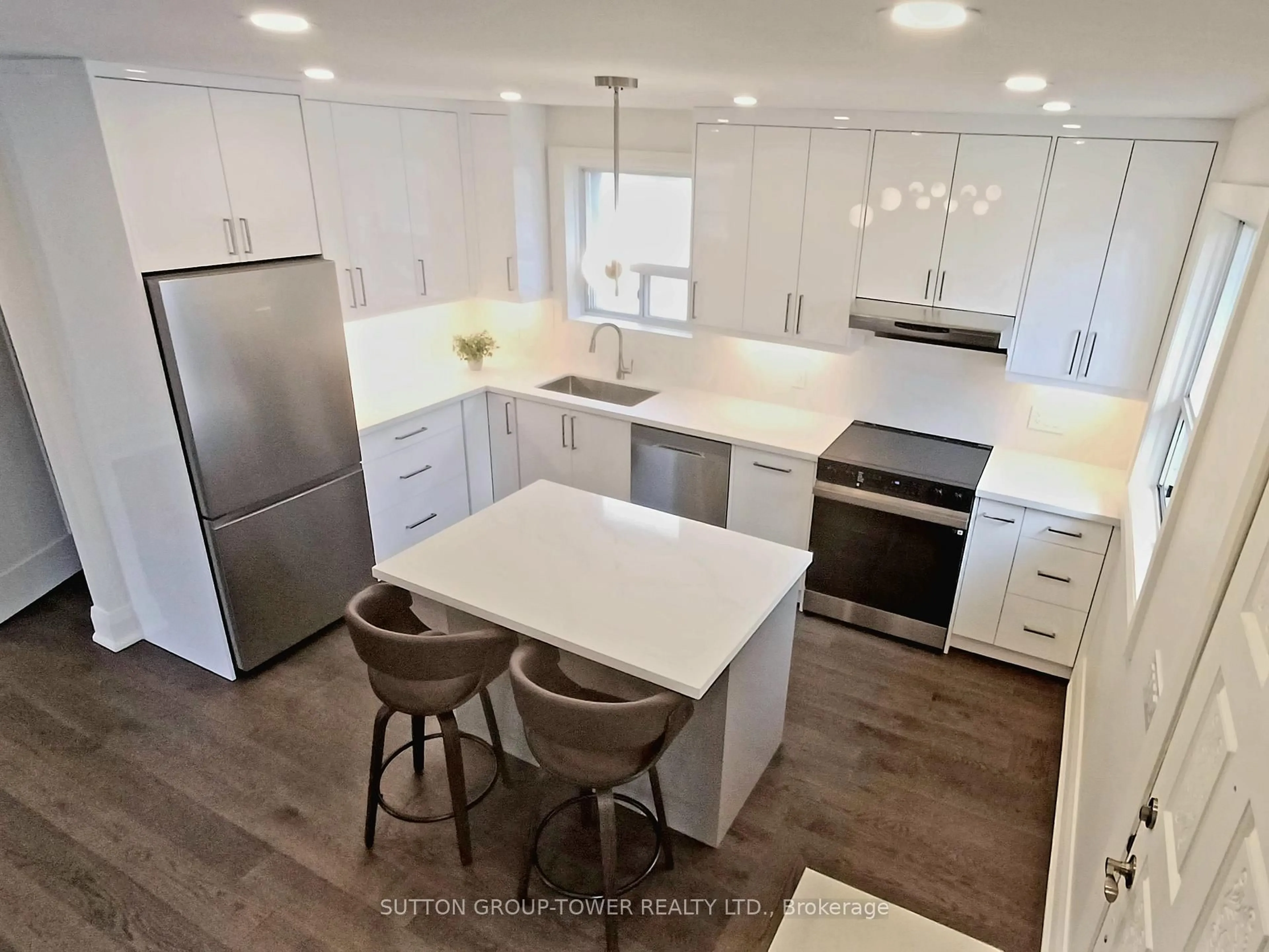 Open concept kitchen, unknown for 59 Dalbeattie Ave, Toronto Ontario M9N 2Y6