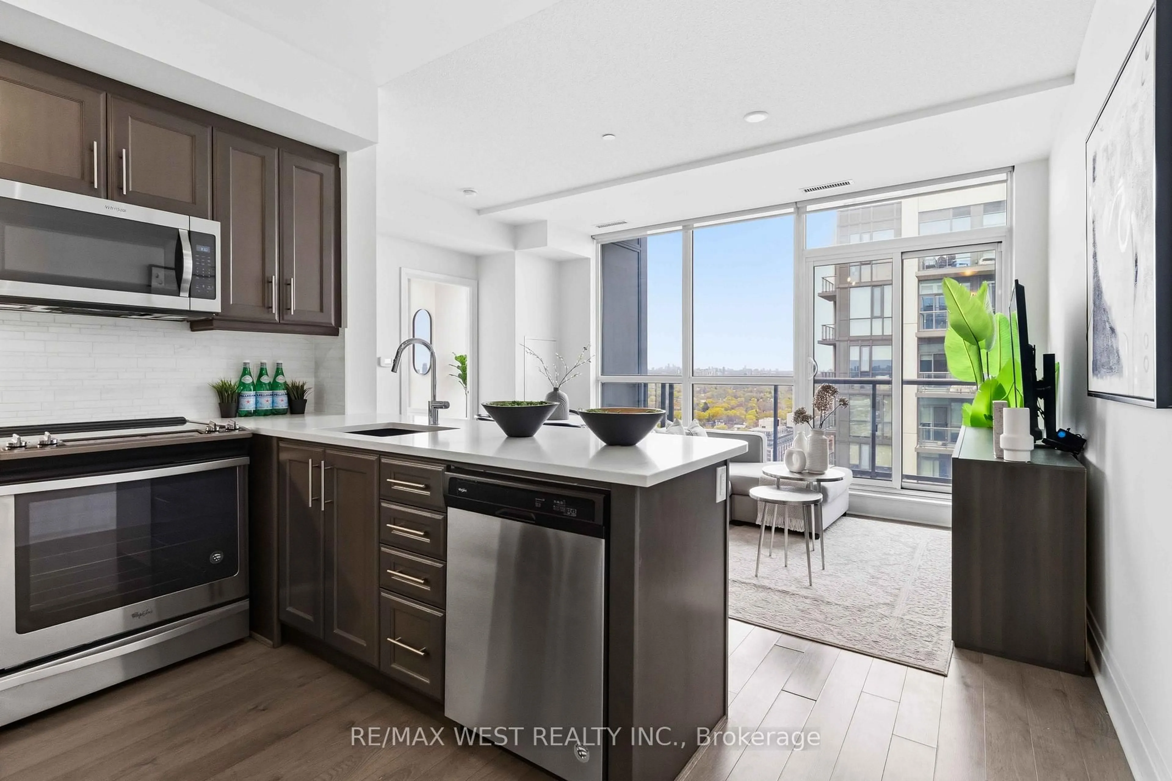 Open concept kitchen, ceramic/tile floor for 15 Zorra St #2202, Toronto Ontario M8Z 0C1
