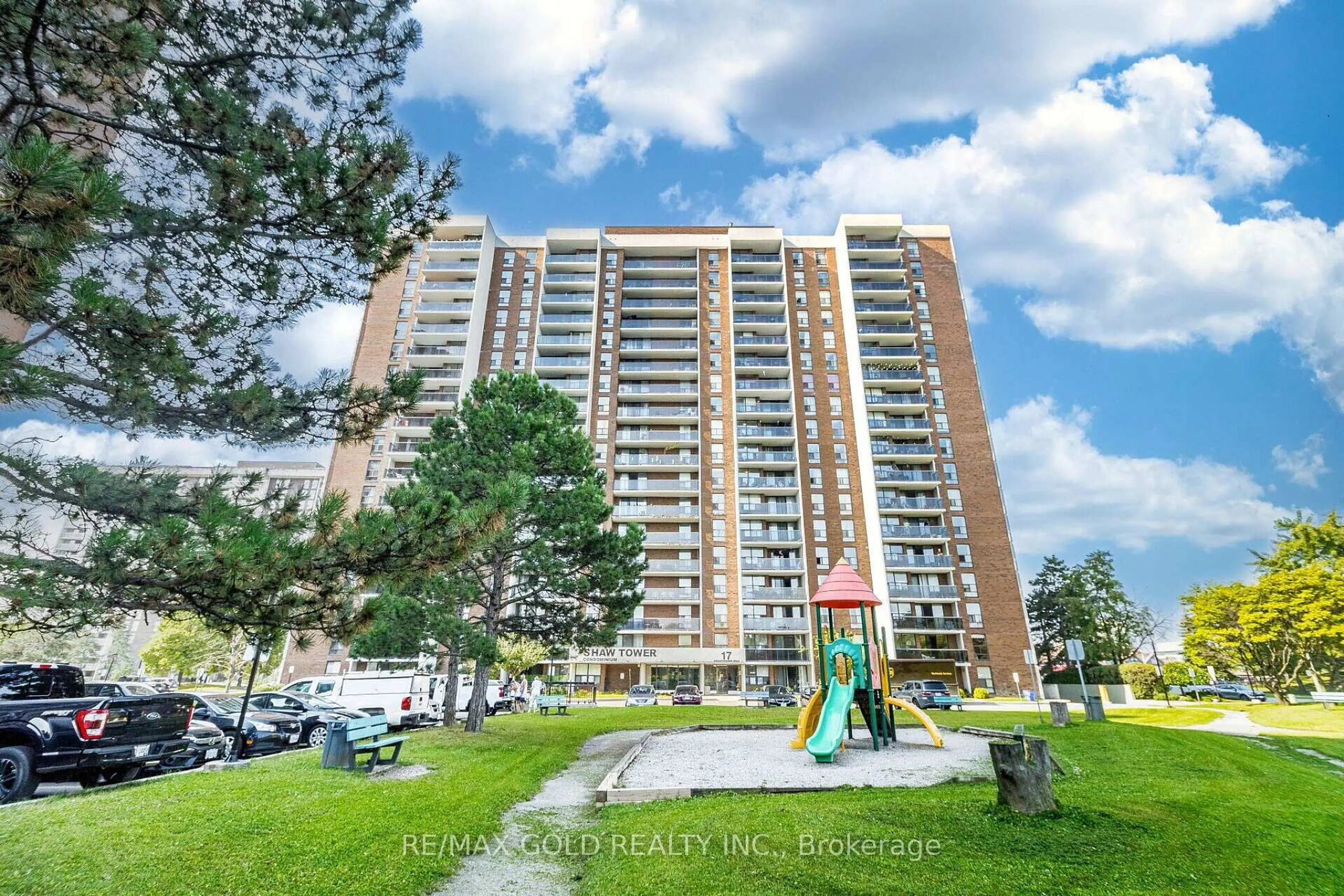 Unknown for 17 Knightsbridge Rd #903, Brampton Ontario L6T 3X9