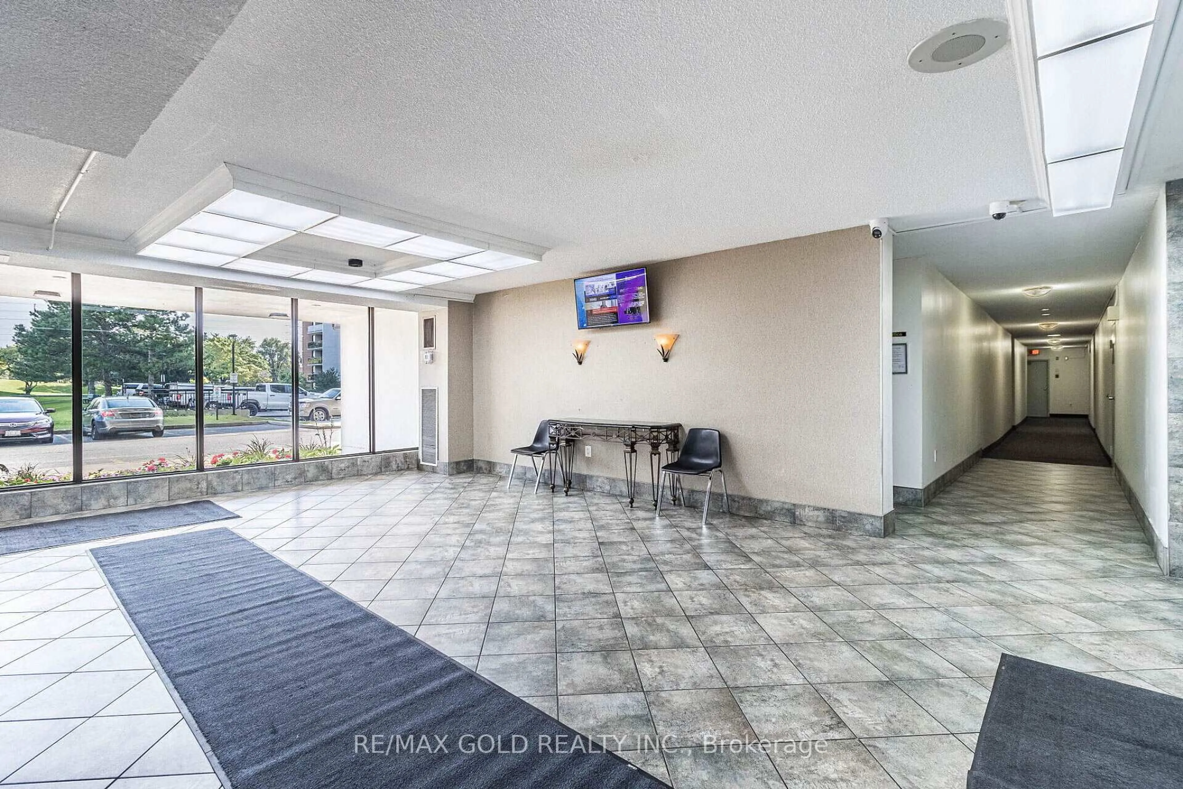 Unknown for 17 Knightsbridge Rd #903, Brampton Ontario L6T 3X9