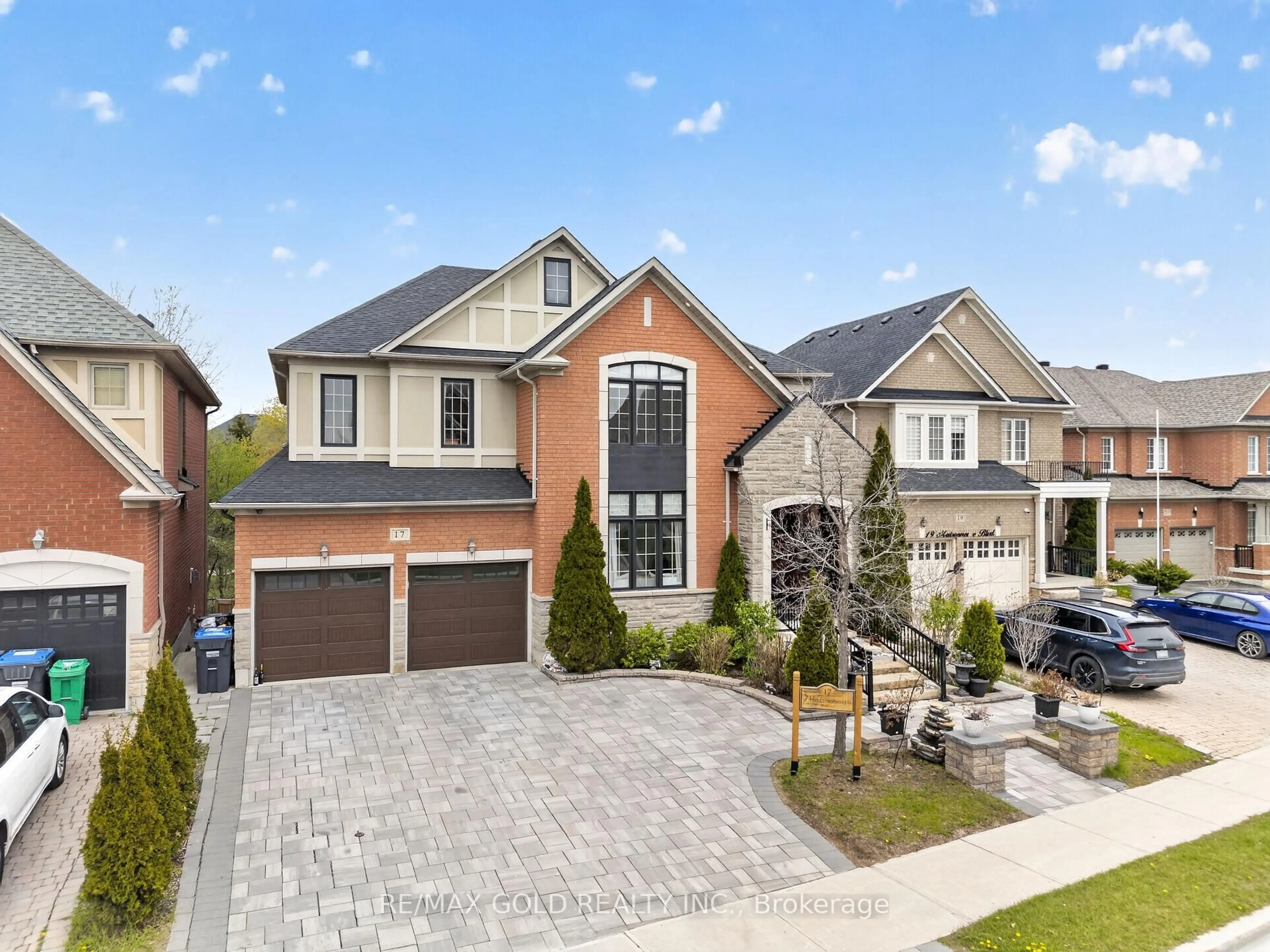 Home with brick exterior material, street for 17 Maisonneuve Blvd, Brampton Ontario L6P 1W8