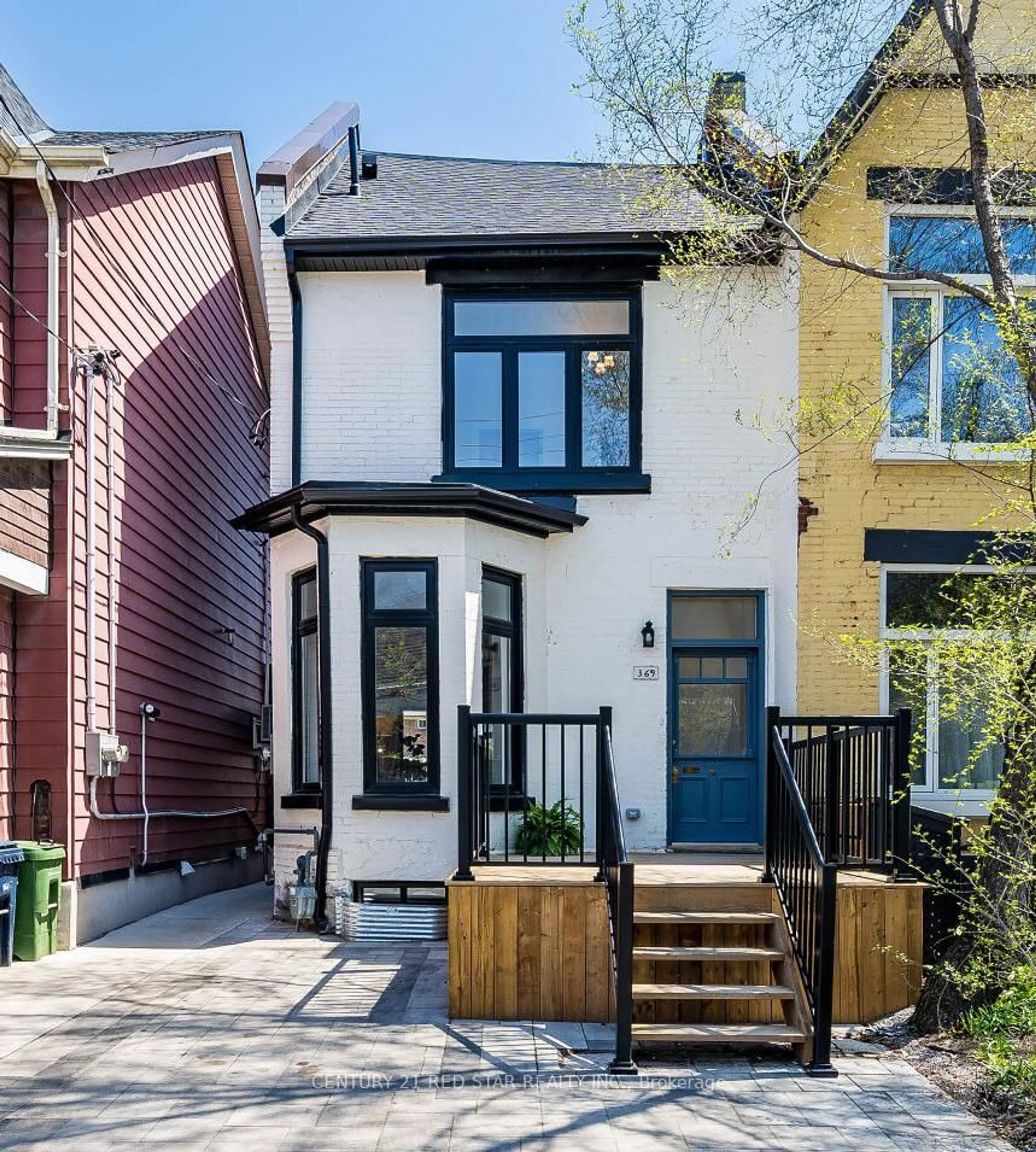 Home with brick exterior material, street for 369 Pacific Ave, Toronto Ontario M6P 2R2