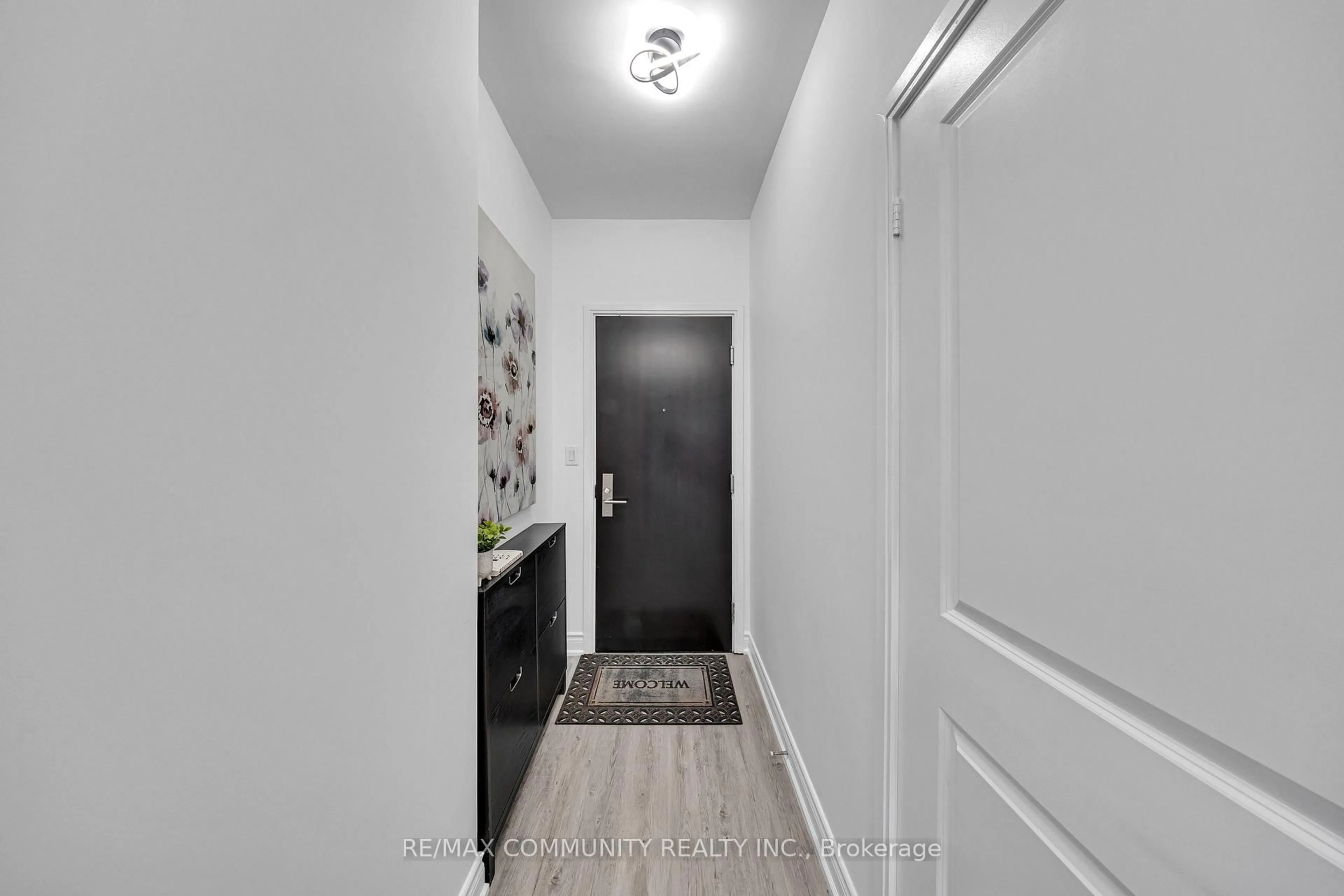 Indoor entryway for 50 Absolute Ave #1905, Mississauga Ontario L4Z 0A8