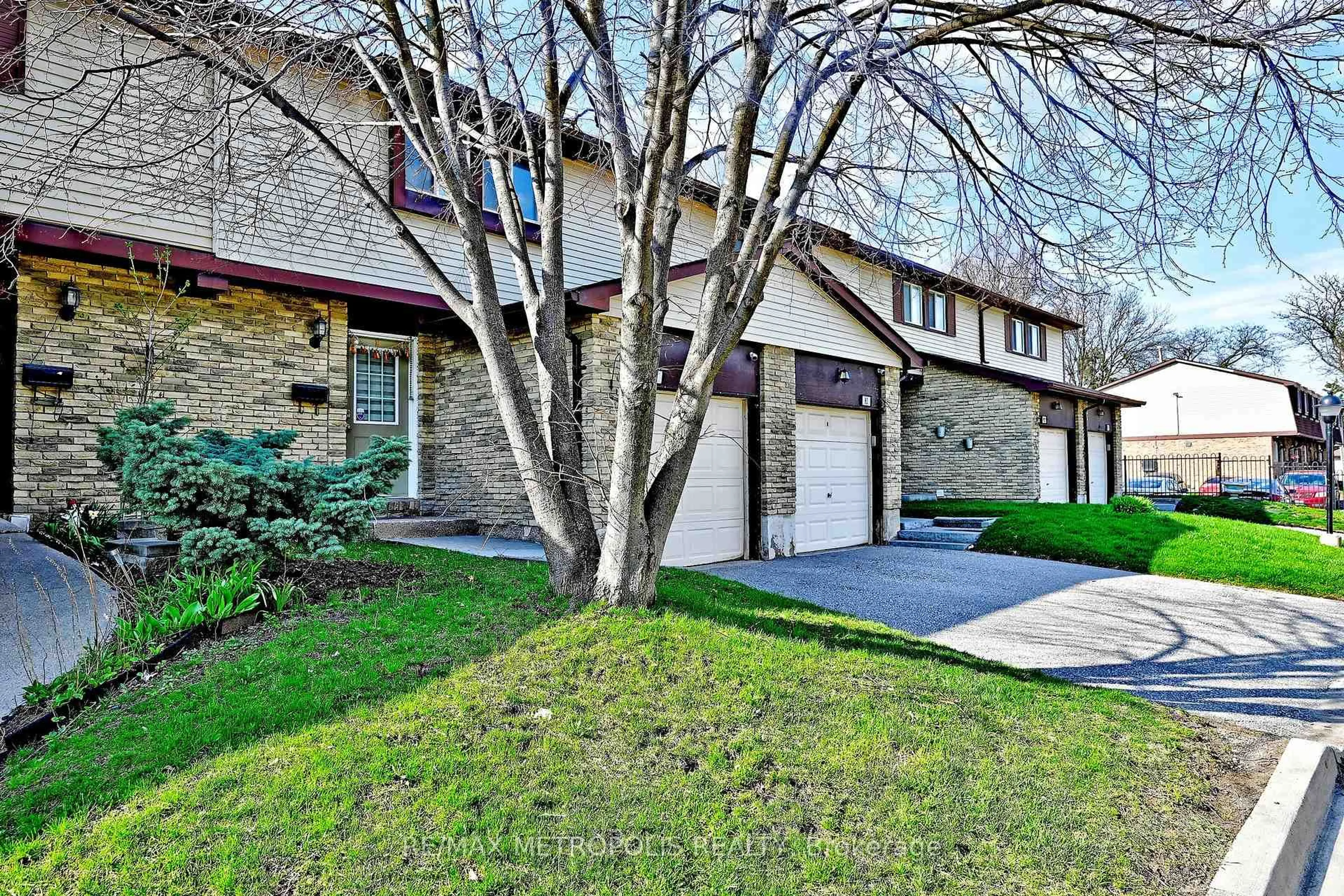 Unknown for 45 Hansen Rd #83, Brampton Ontario L6V 3C5