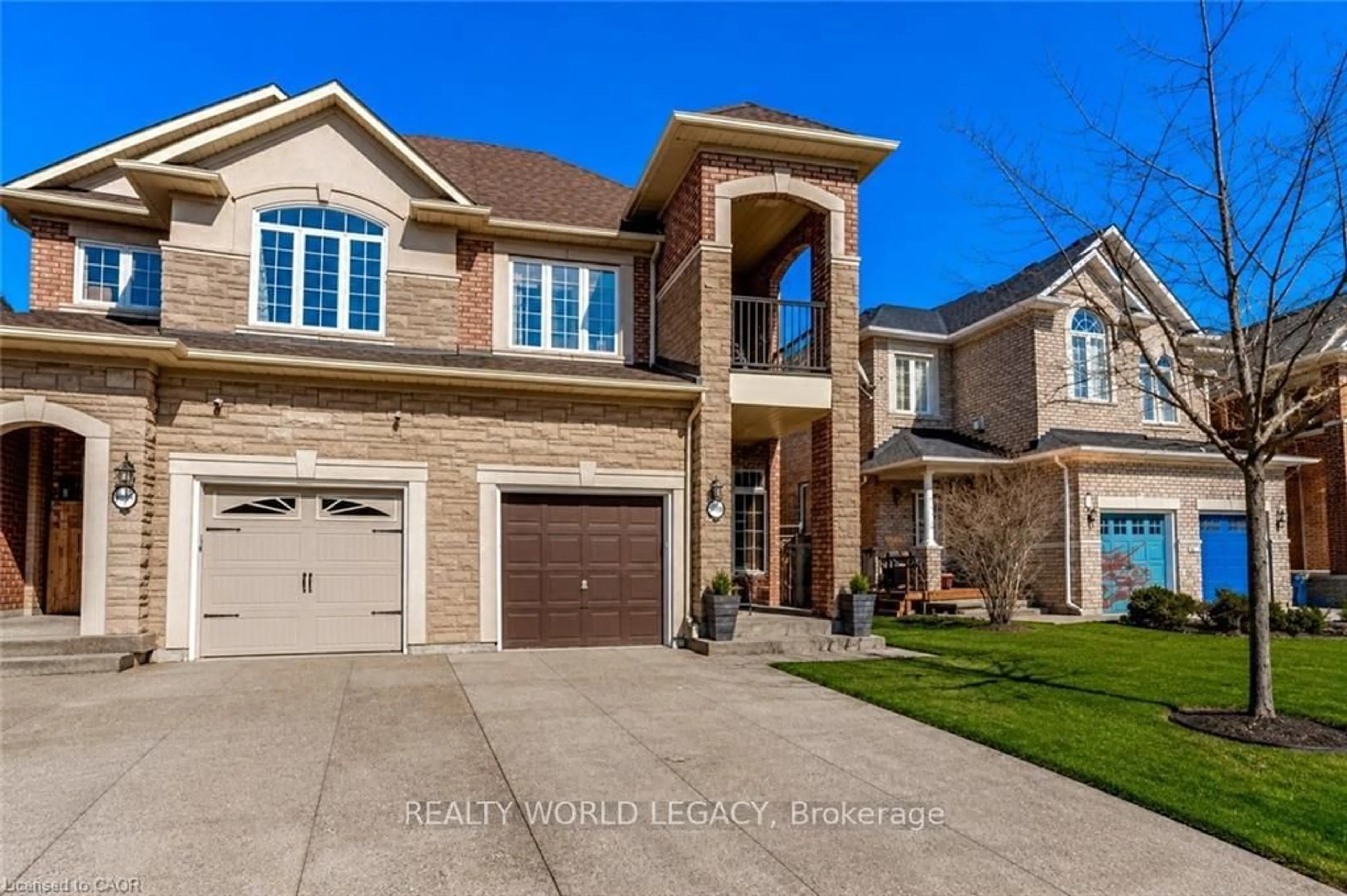 Home with brick exterior material, street for 2313 Newcastle Cres, Oakville Ontario L6M 4P5
