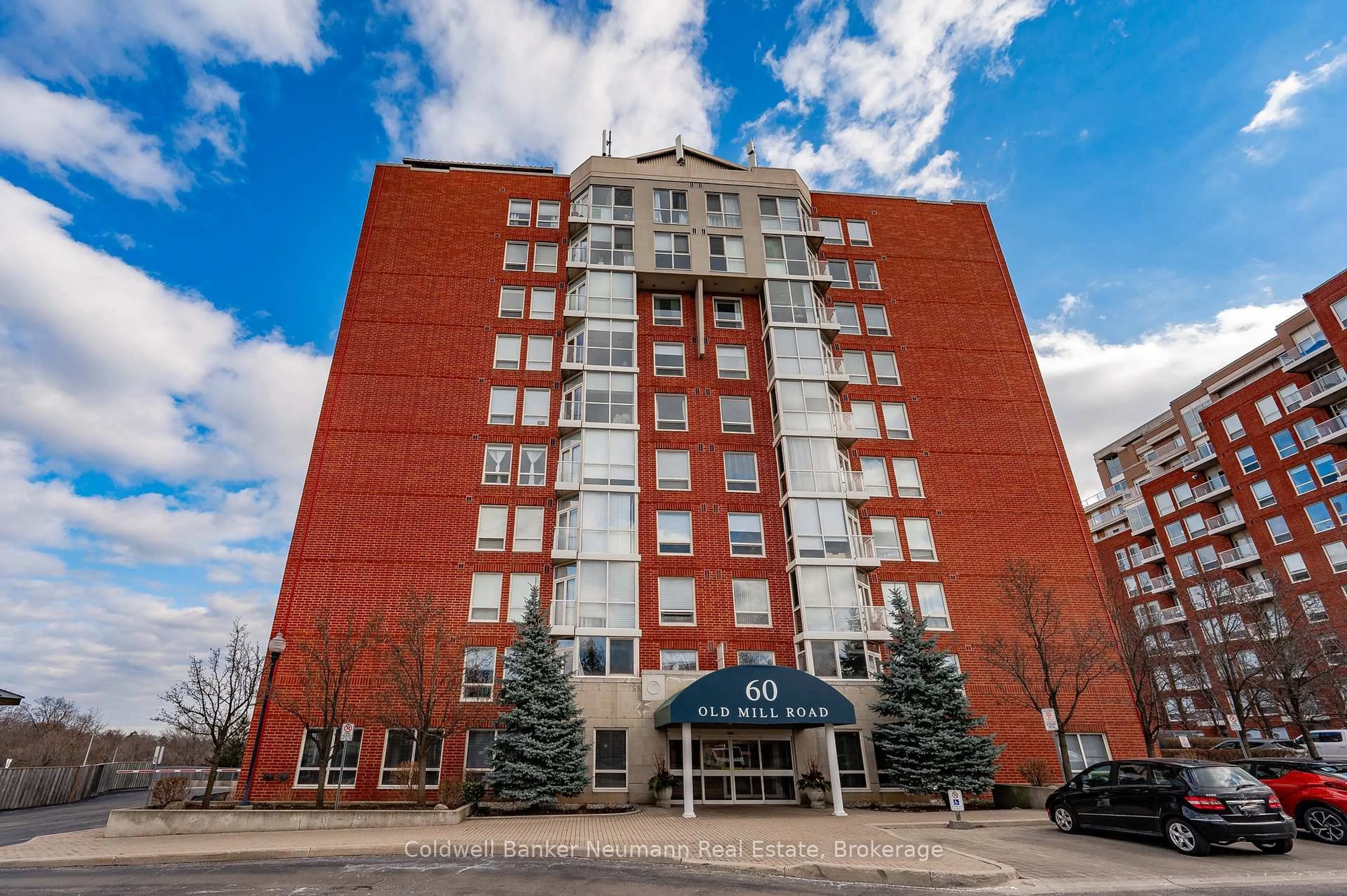 Patio, building for 60 Old Mill Rd #409, Oakville Ontario L6J 7V9