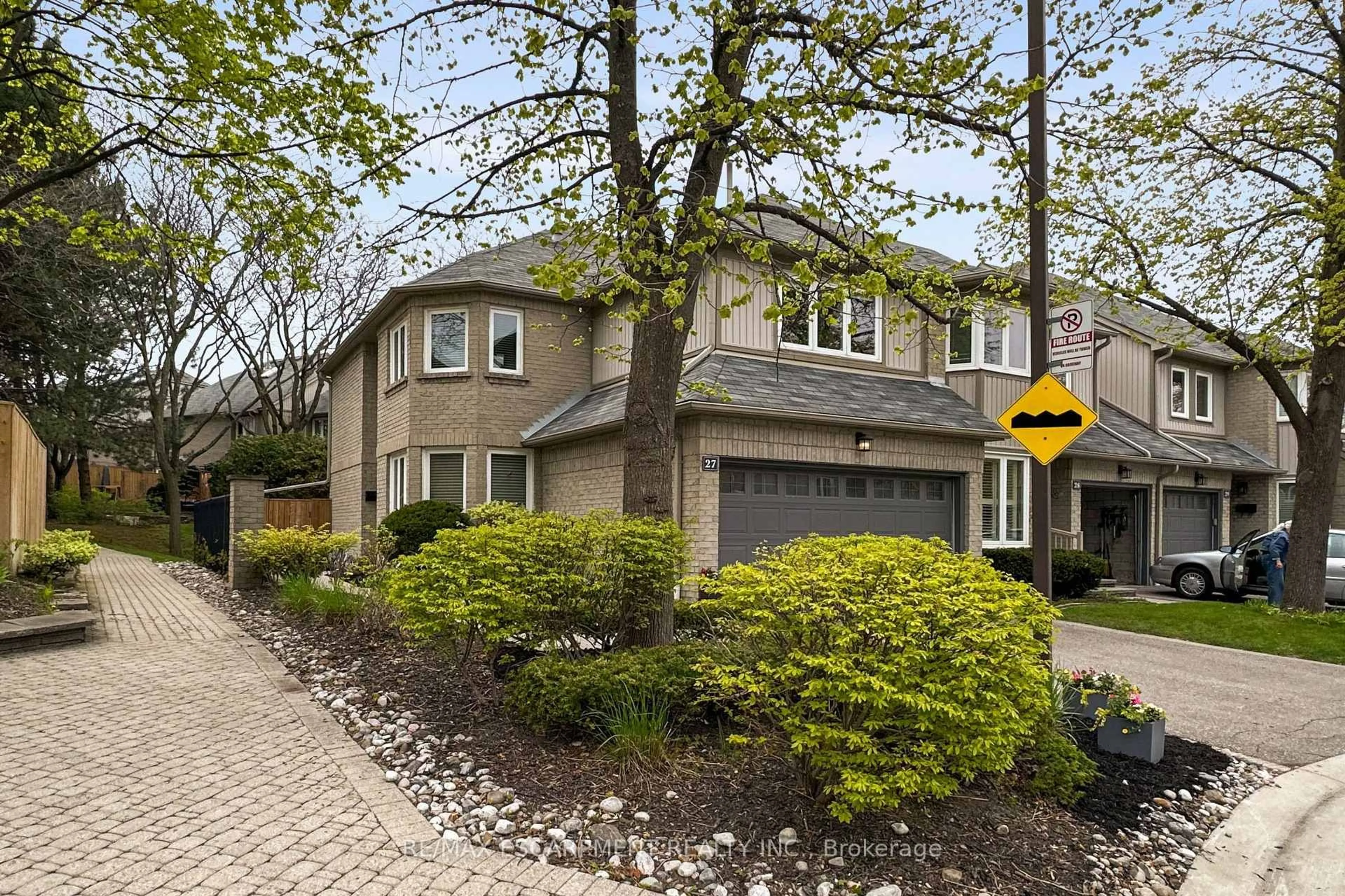 Home with brick exterior material, street for 3420 South Millway #27, Mississauga Ontario L5L 3V4