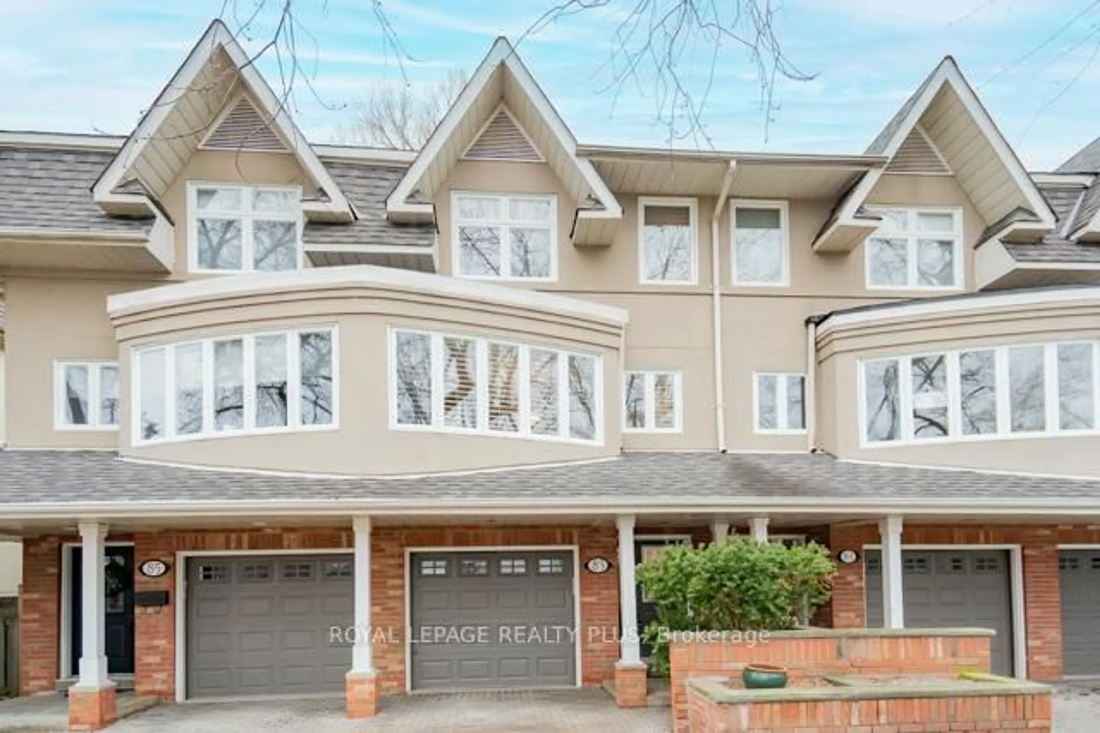 Home with brick exterior material, street for 83 Kerr St, Oakville Ontario L6K 3A2