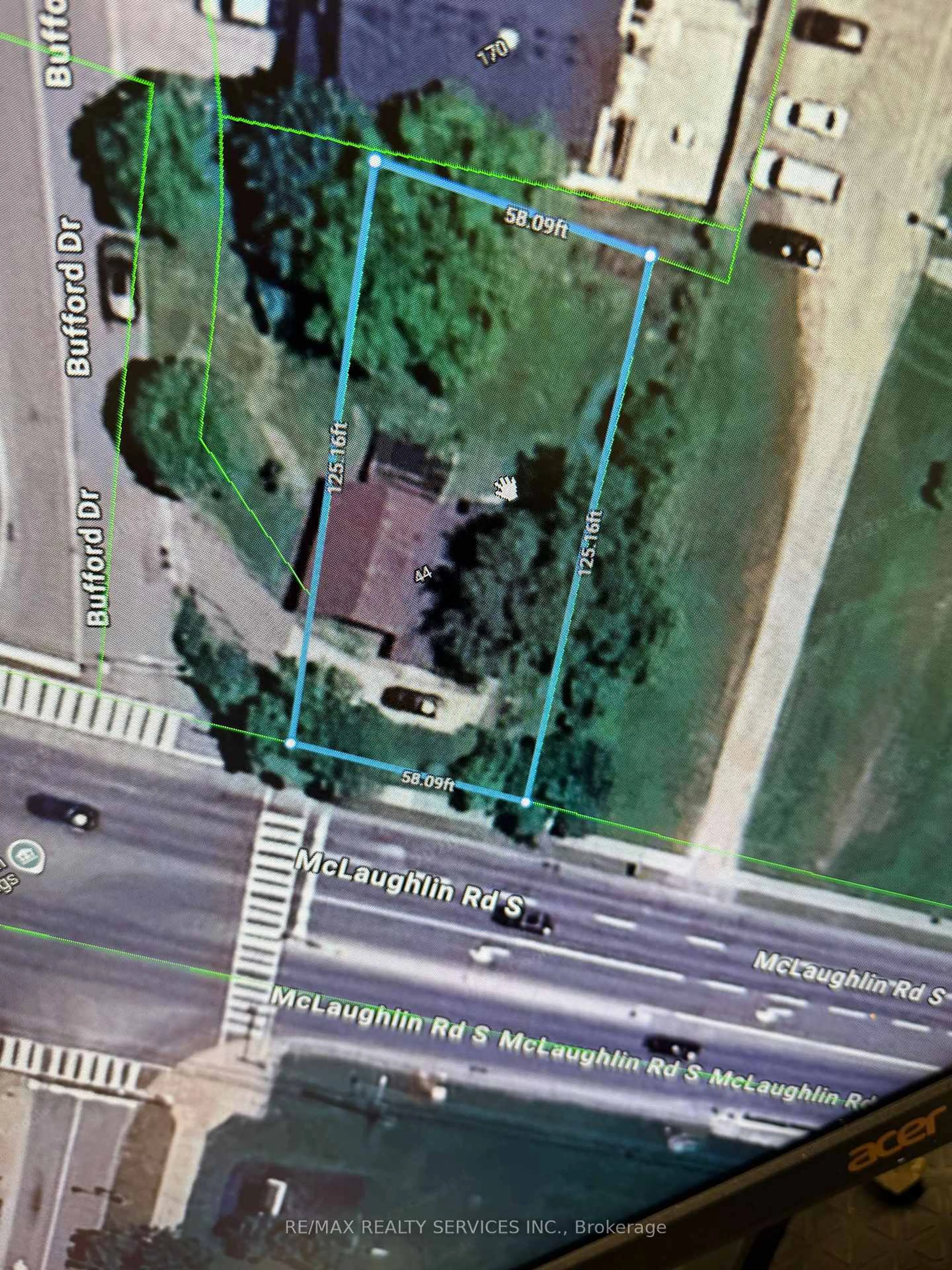 A pic from outside/outdoor area/front of a property/back of a property/a pic from drone, street for 44 MCLAUGHLIN Rd, Brampton Ontario L6Y 2C7