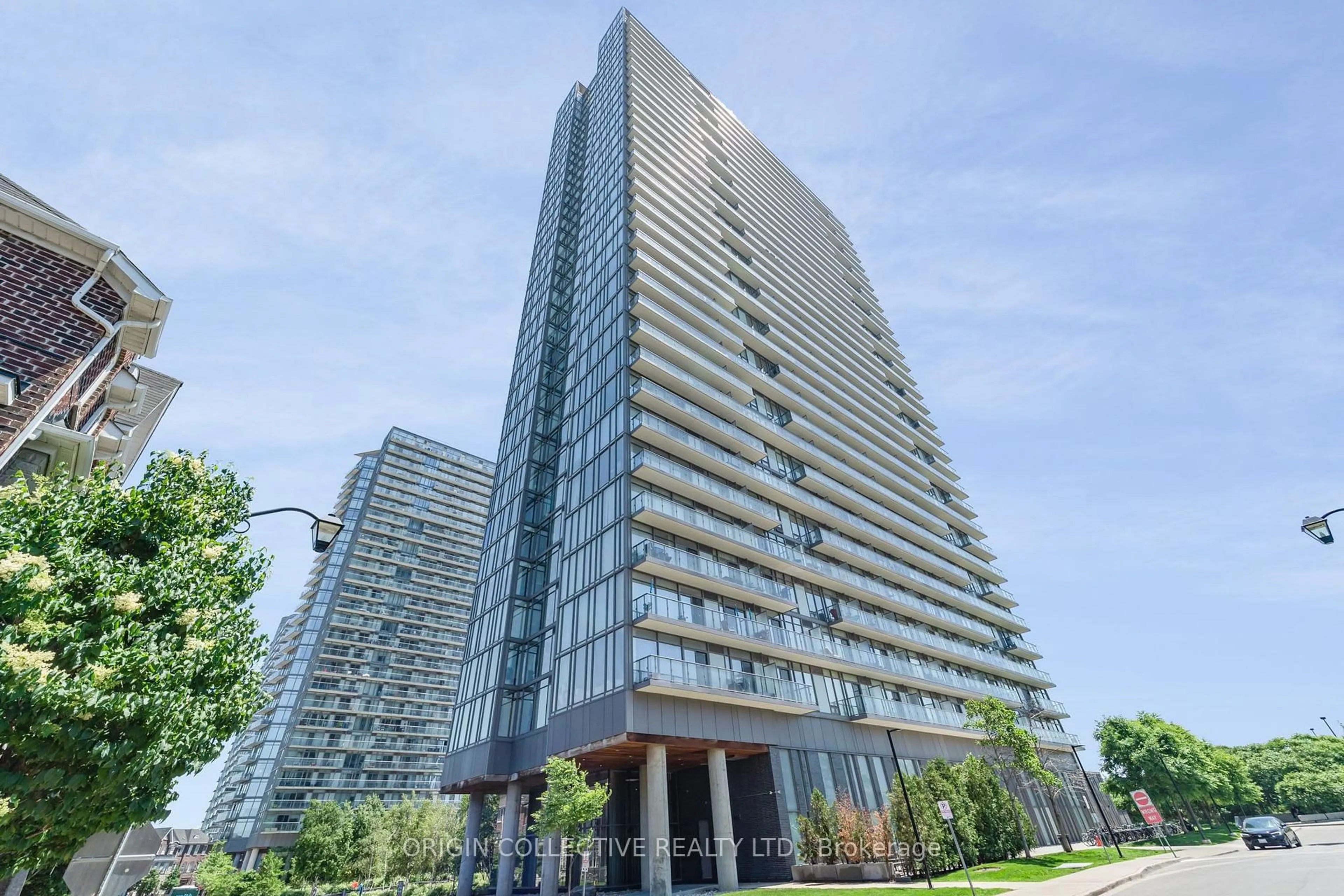 Unknown for 105 The Queensway Ave #302, Toronto Ontario M6S 5B5