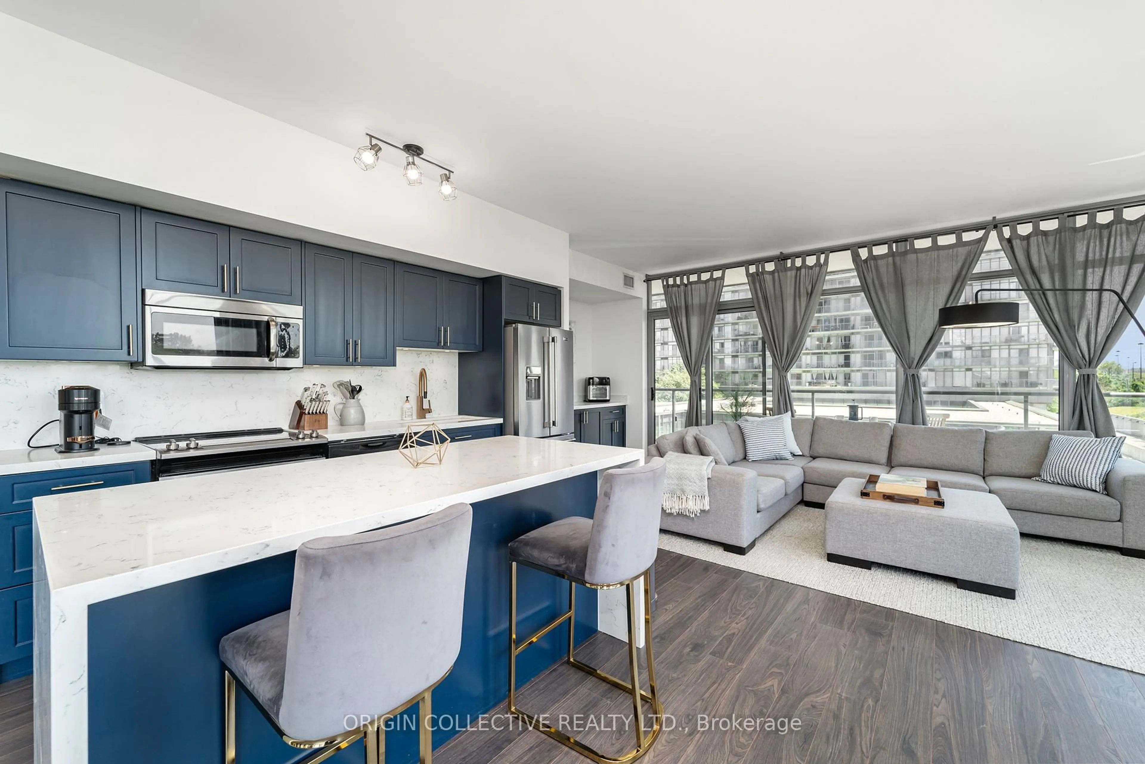 Open concept kitchen, unknown for 105 The Queensway Ave #302, Toronto Ontario M6S 5B5