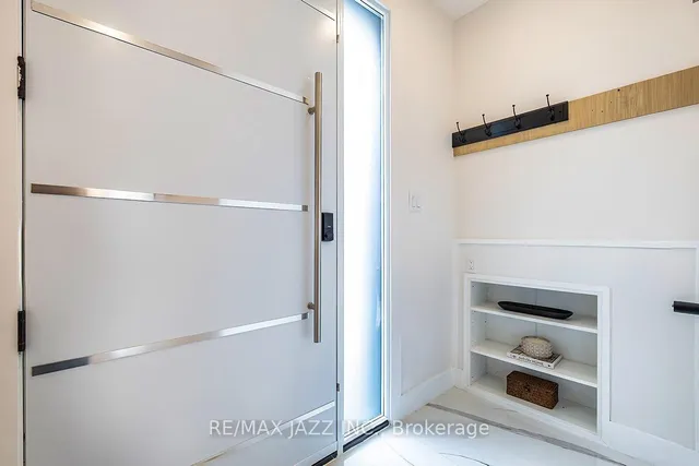 76 Haverson Blvd, Toronto 3