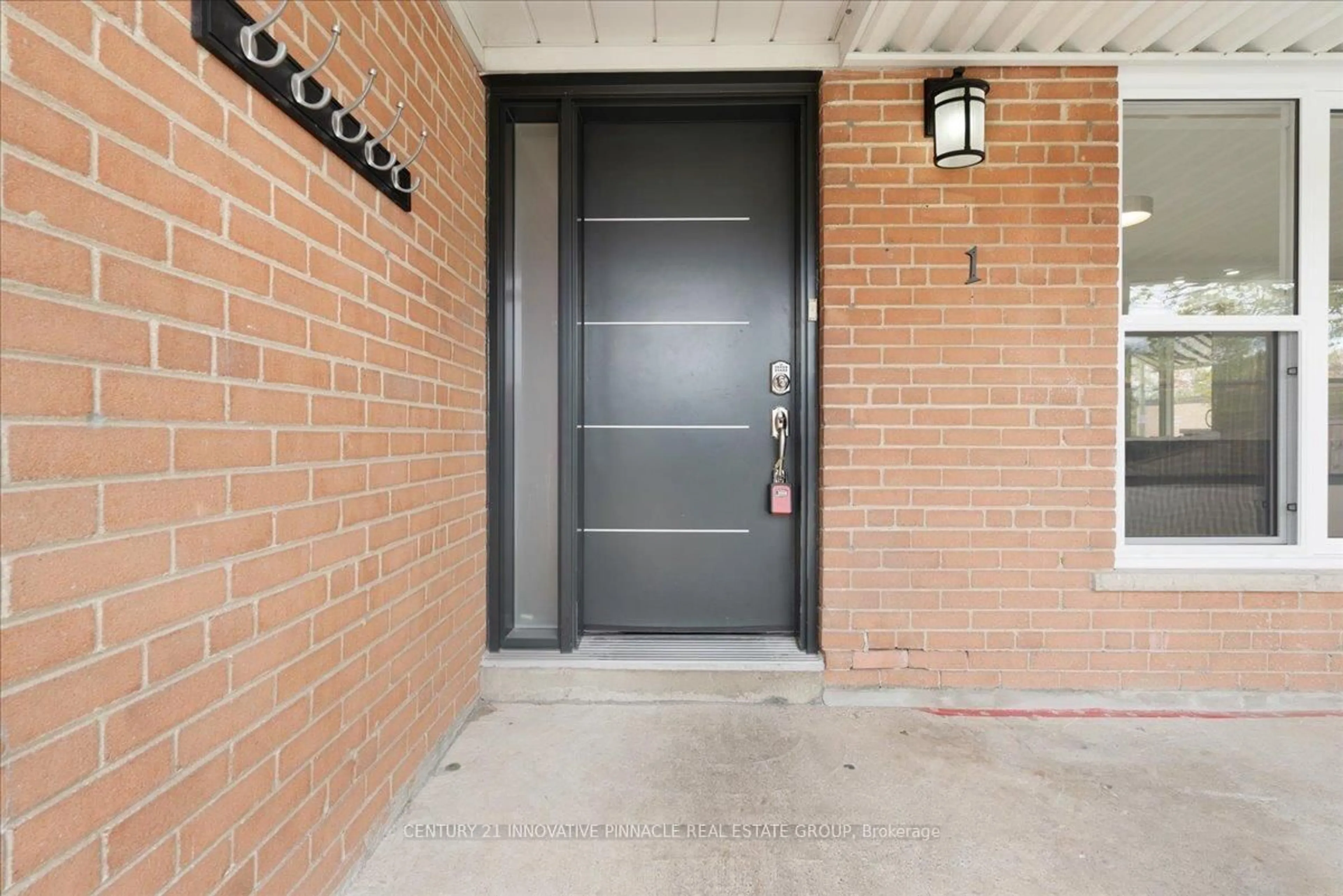 Indoor entryway for 1 Judhaven Rd, Toronto Ontario M9V 2P1