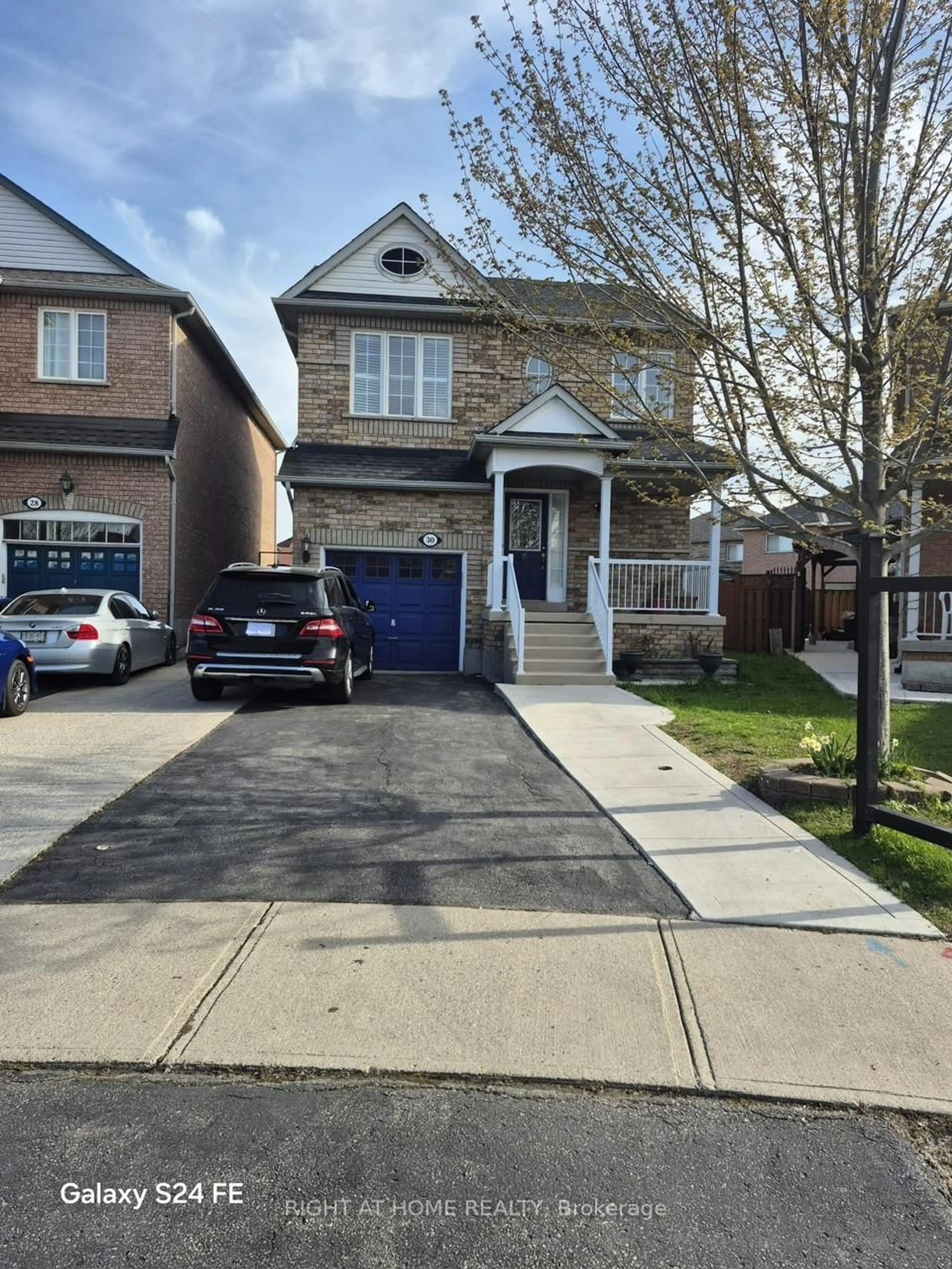 Unknown for 30 Trevino Cres, Brampton Ontario L6P 1L9