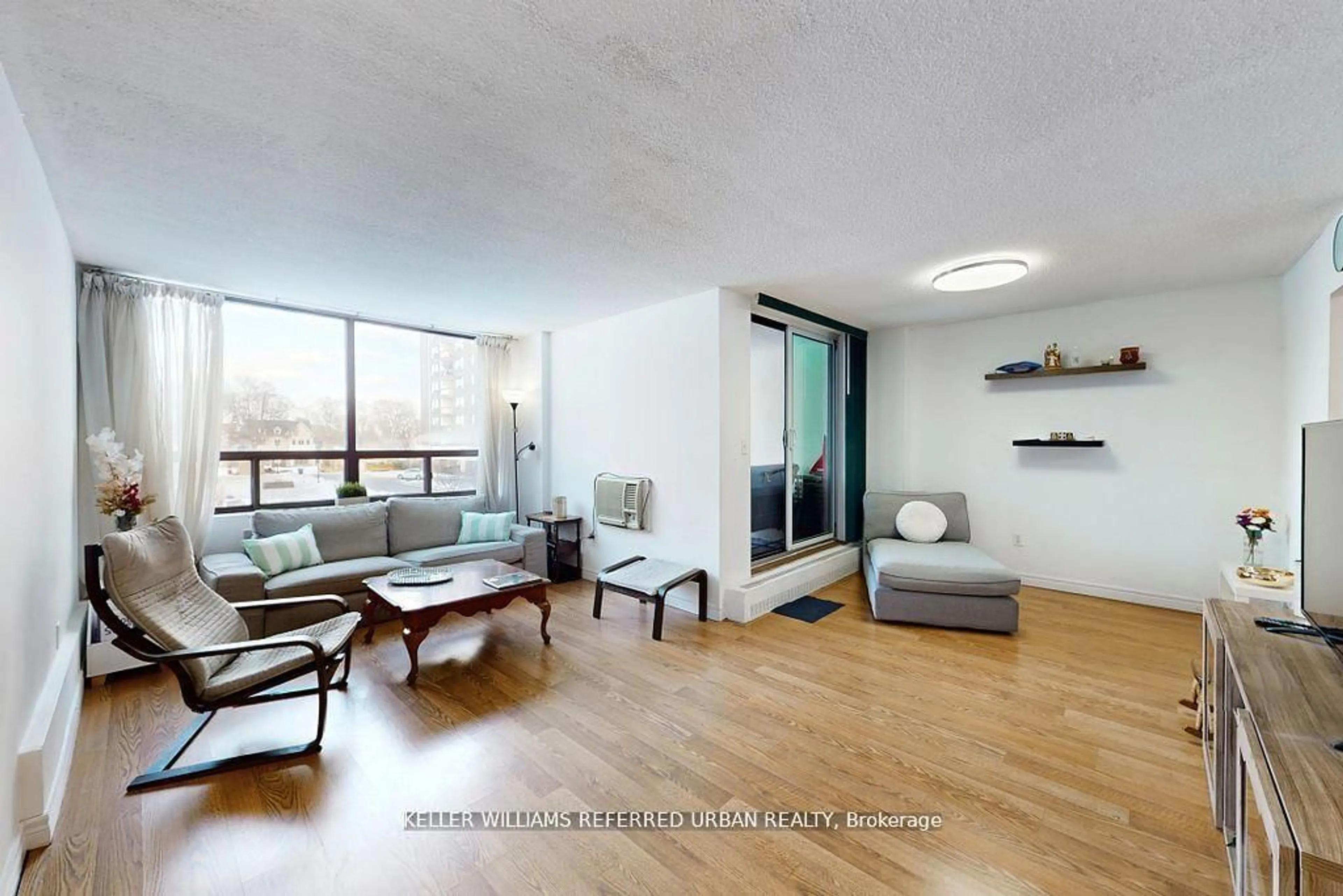 Living room with furniture, unknown for 2556 Argyle Rd #202, Mississauga Ontario L5B 2H5