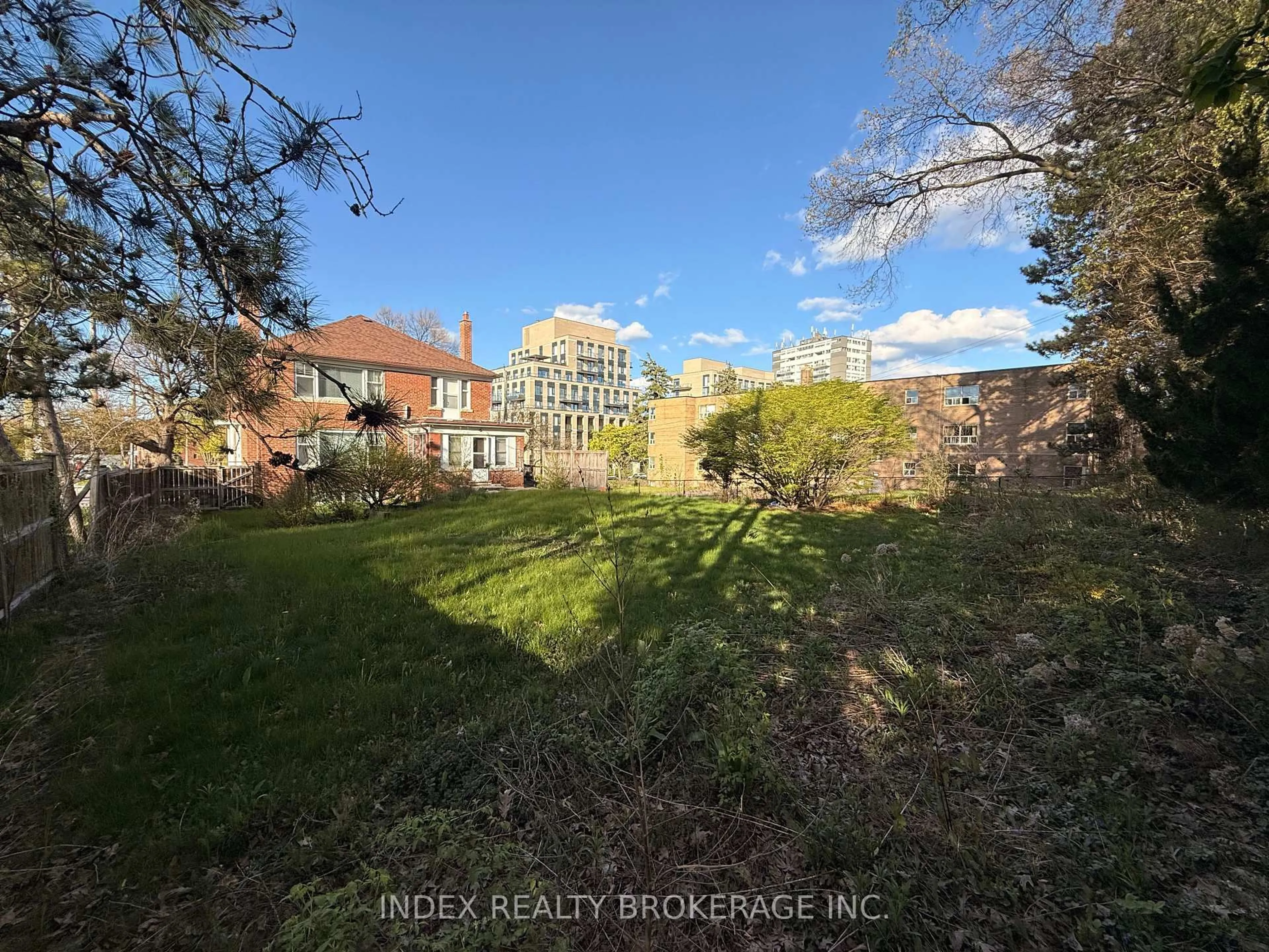 A pic from outside/outdoor area/front of a property/back of a property/a pic from drone, unknown for 21 Anglesey Blvd, Toronto Ontario M9A 3B4