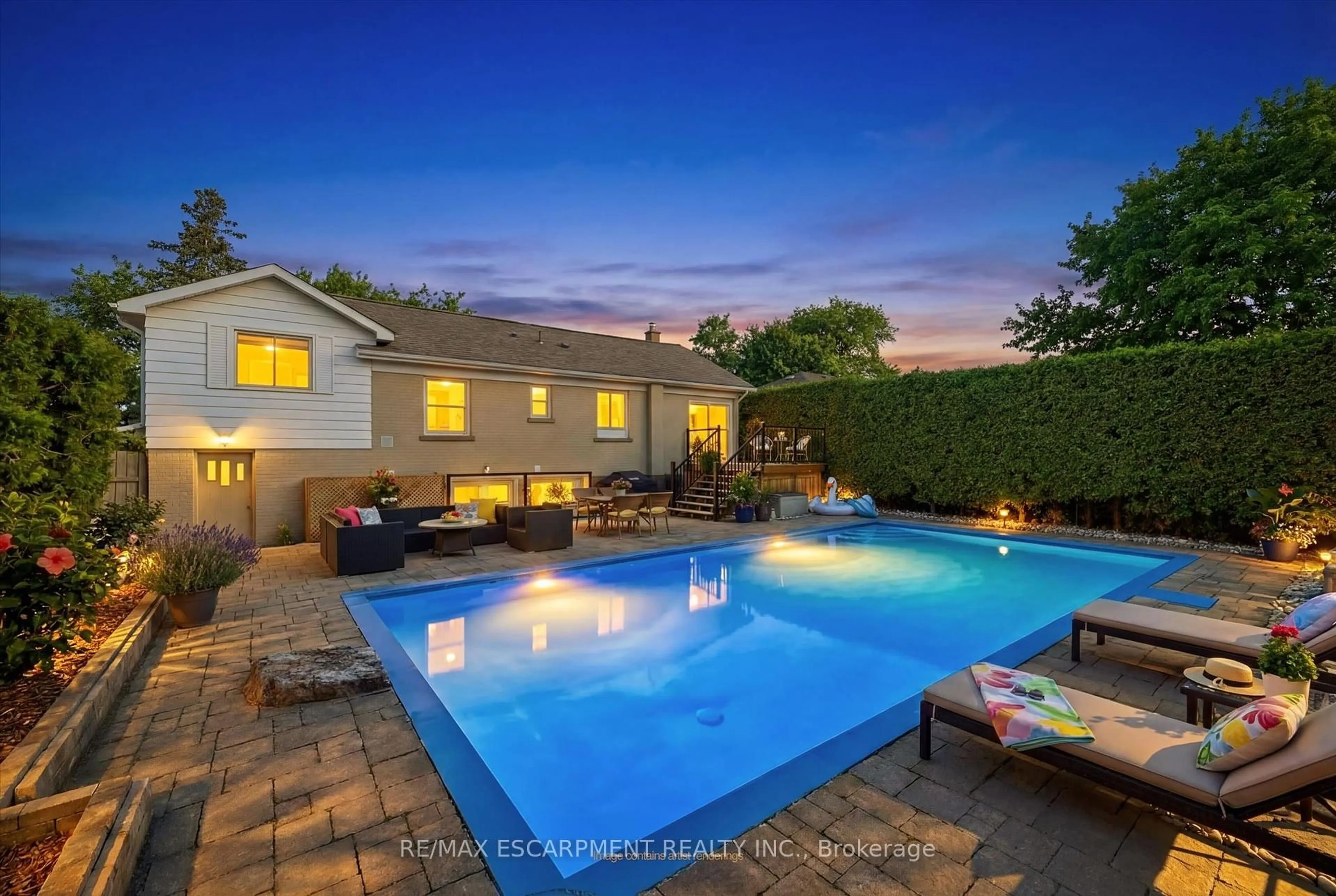 Pool for 2330 Alma Dale Ave, Burlington Ontario L7P 1S3
