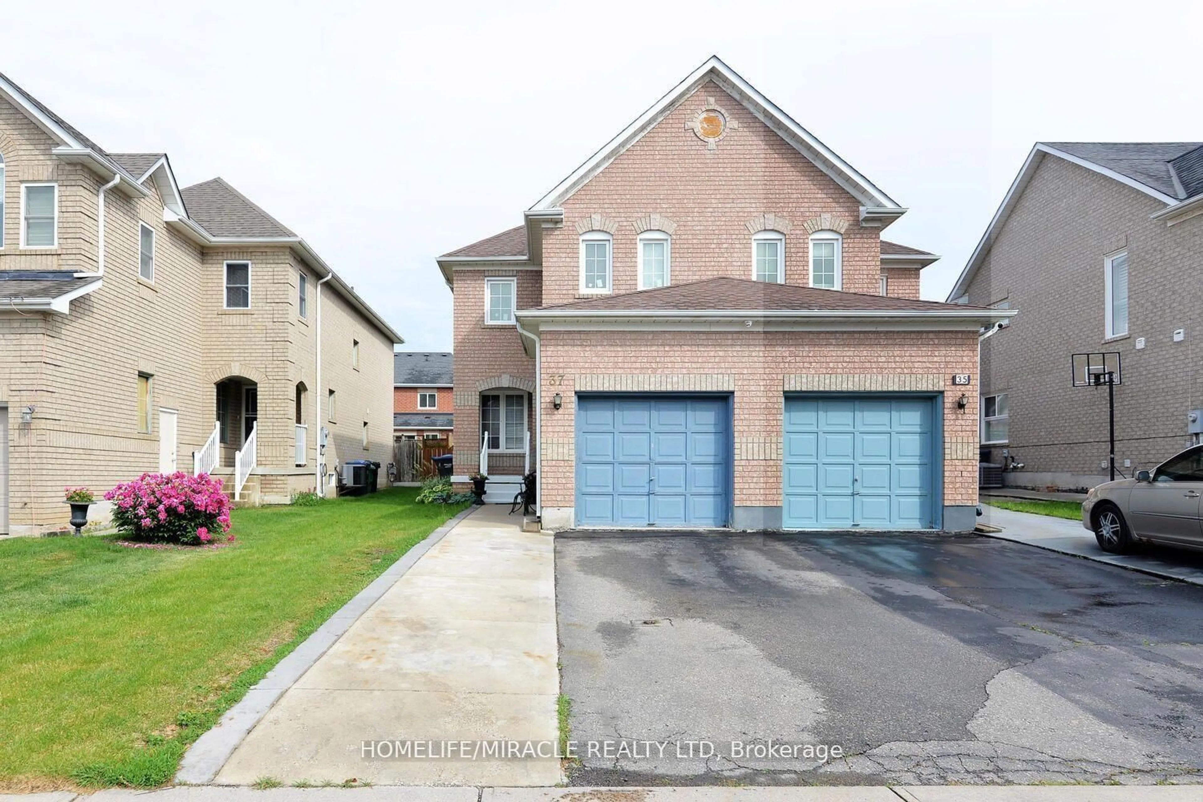 Home with brick exterior material, street for 37 Prairie Rose Circ, Brampton Ontario L6R 1R6