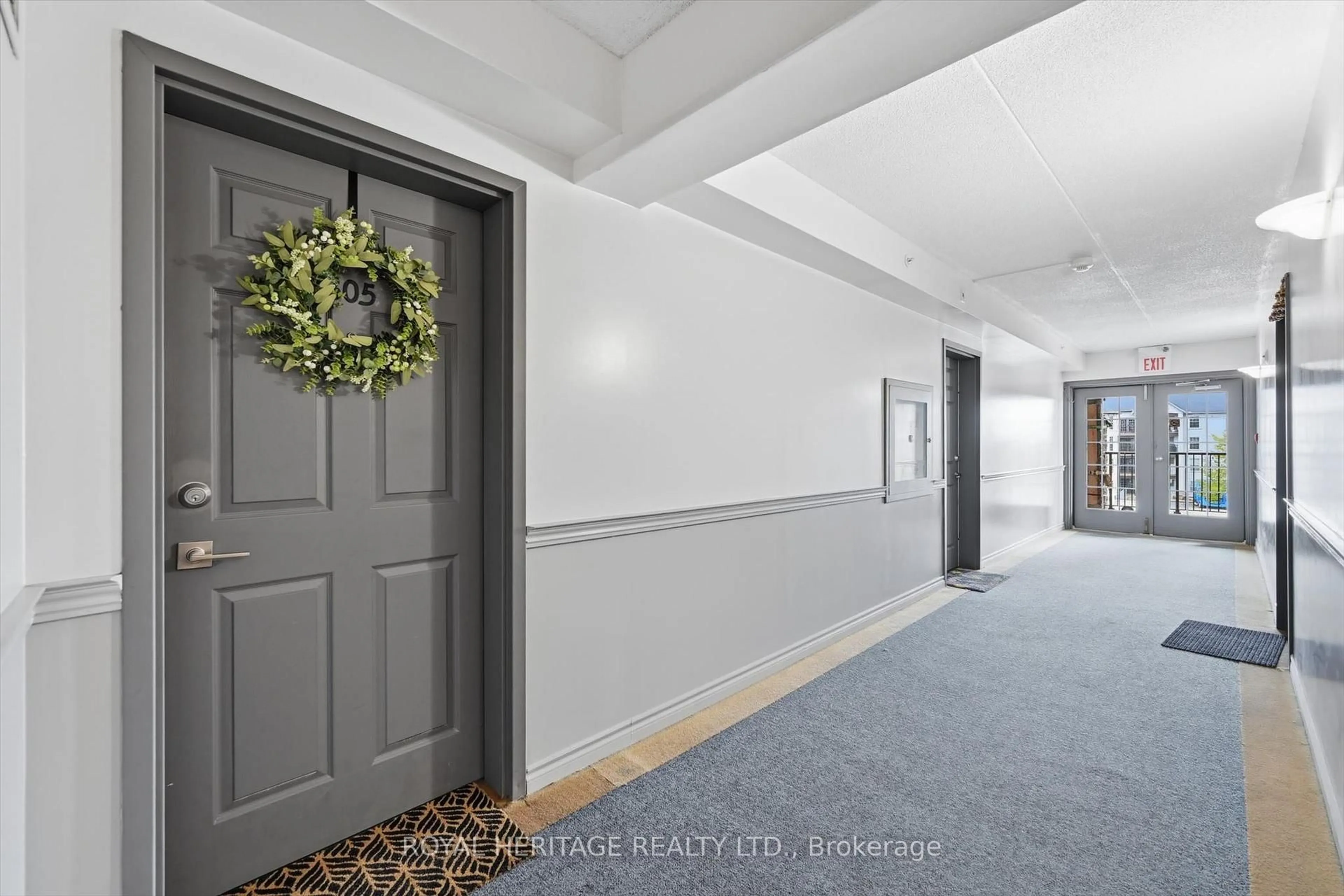 Indoor entryway for 1421 Walker's Line #305, Burlington Ontario L7M 4P4