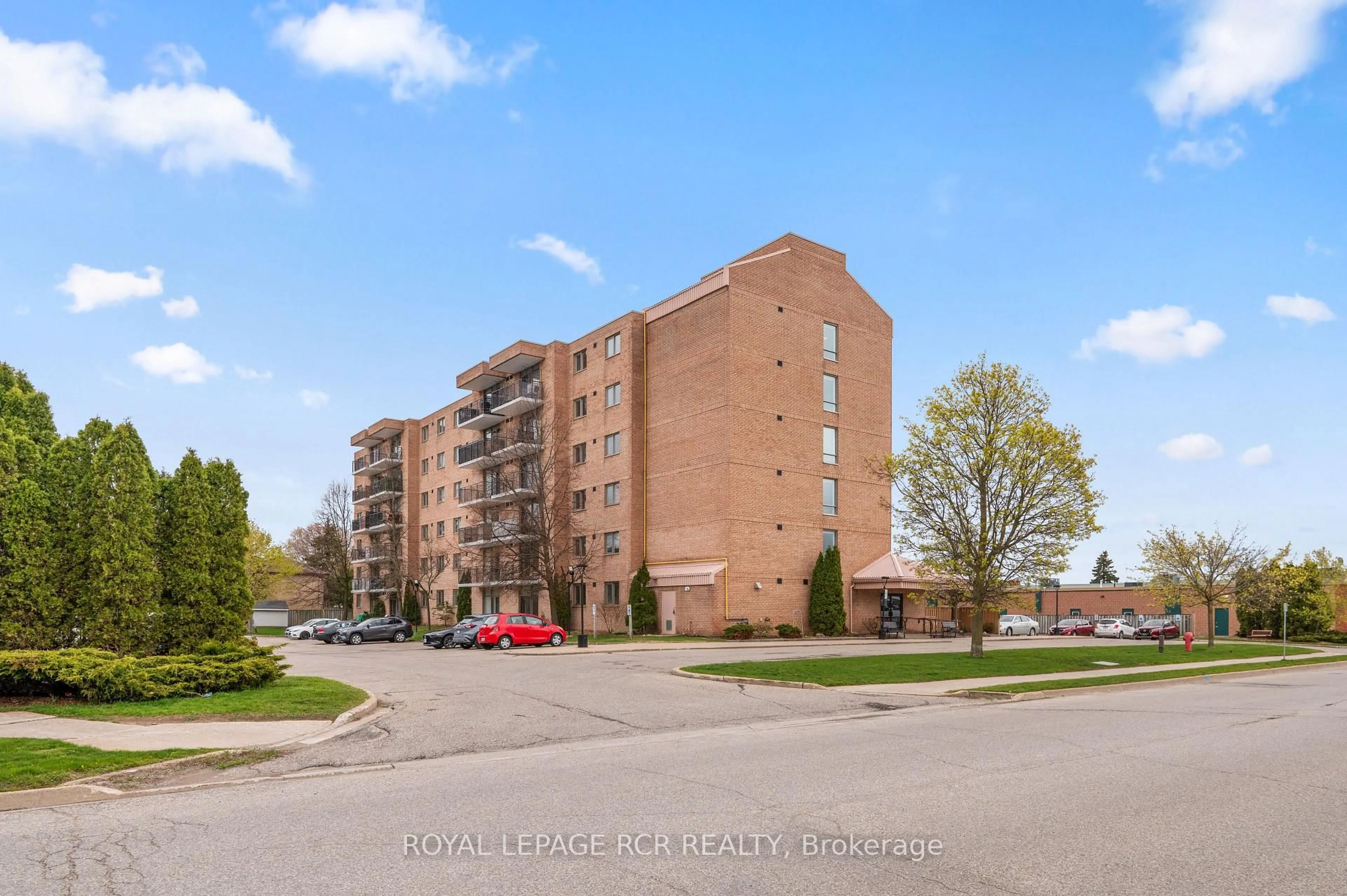 Unknown for 16 Fourth St #51, Orangeville Ontario L9W 4N7