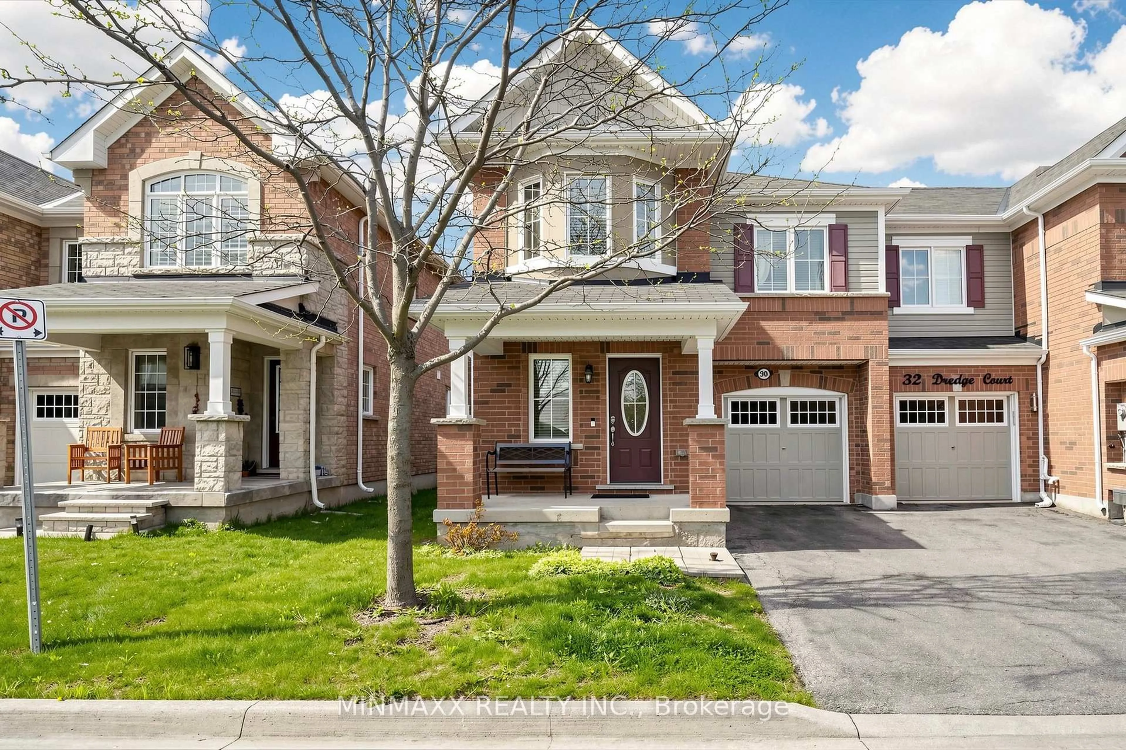 Home with brick exterior material, street for 30 Dredge Crt, Milton Ontario L9T 8T1