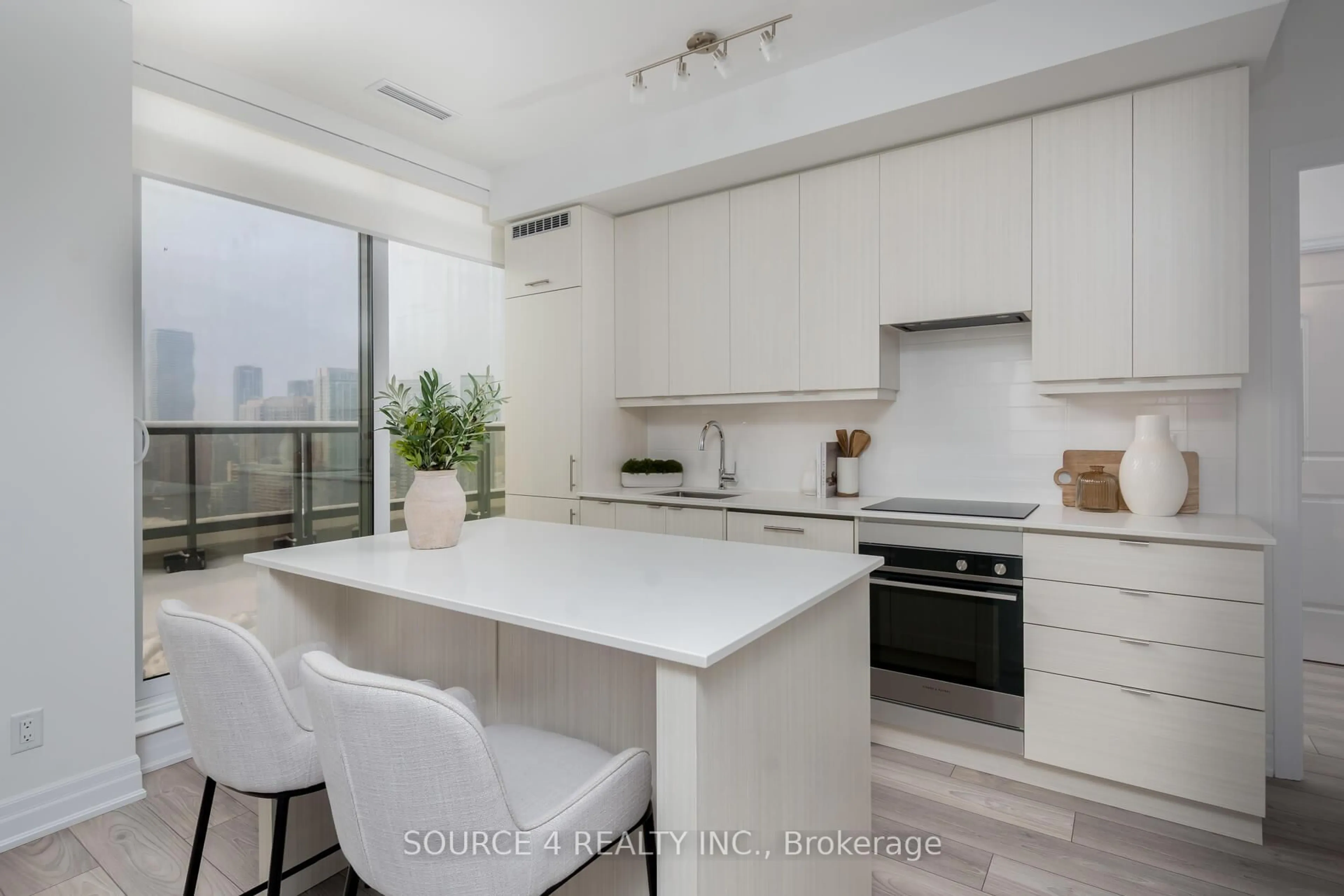Open concept kitchen, unknown for 36 Elm Dr #2708, Mississauga Ontario L5B 0N3