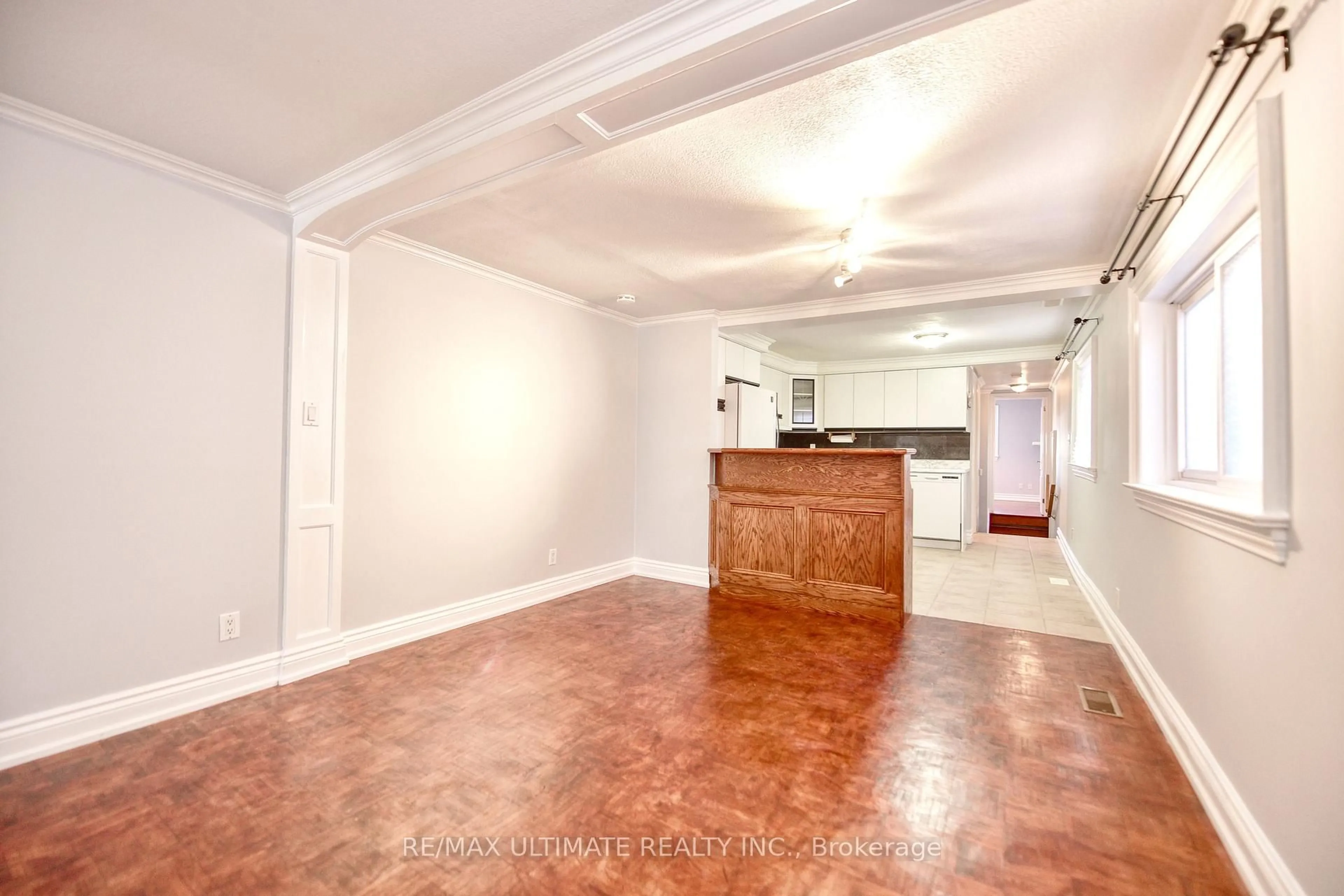 A pic of a room for 132 Spears St, Toronto Ontario M6N 3X7