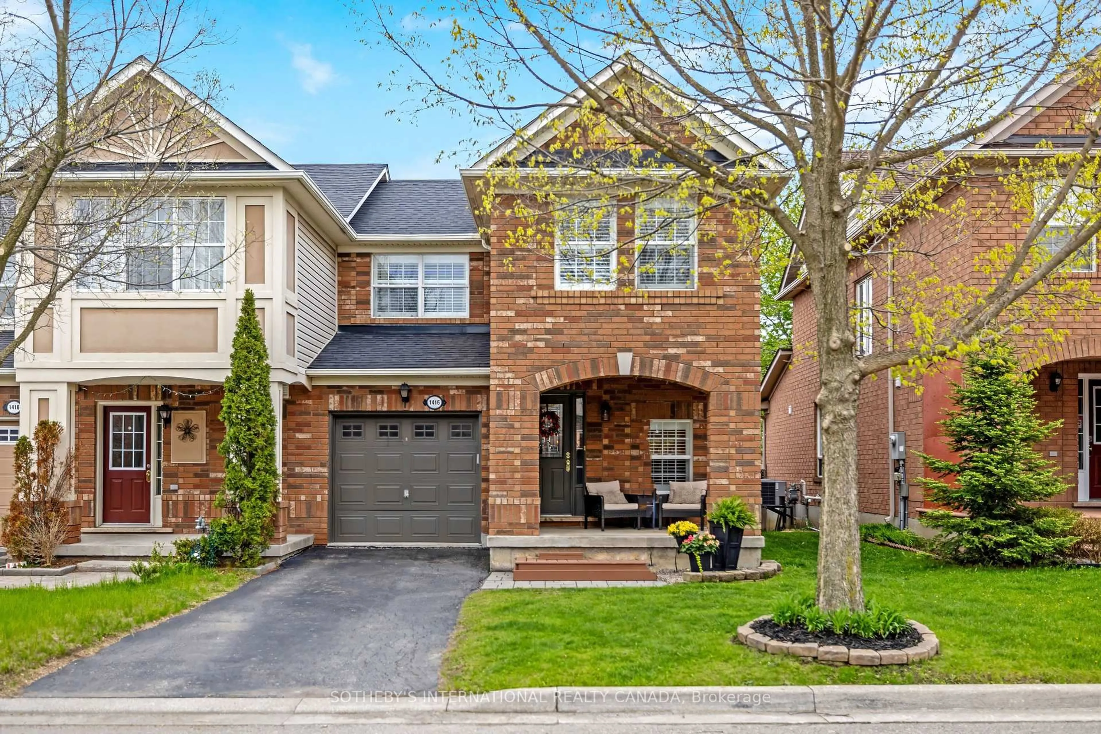 Home with brick exterior material, street for 1416 Mcdermott Way, Milton Ontario L9T 6L7