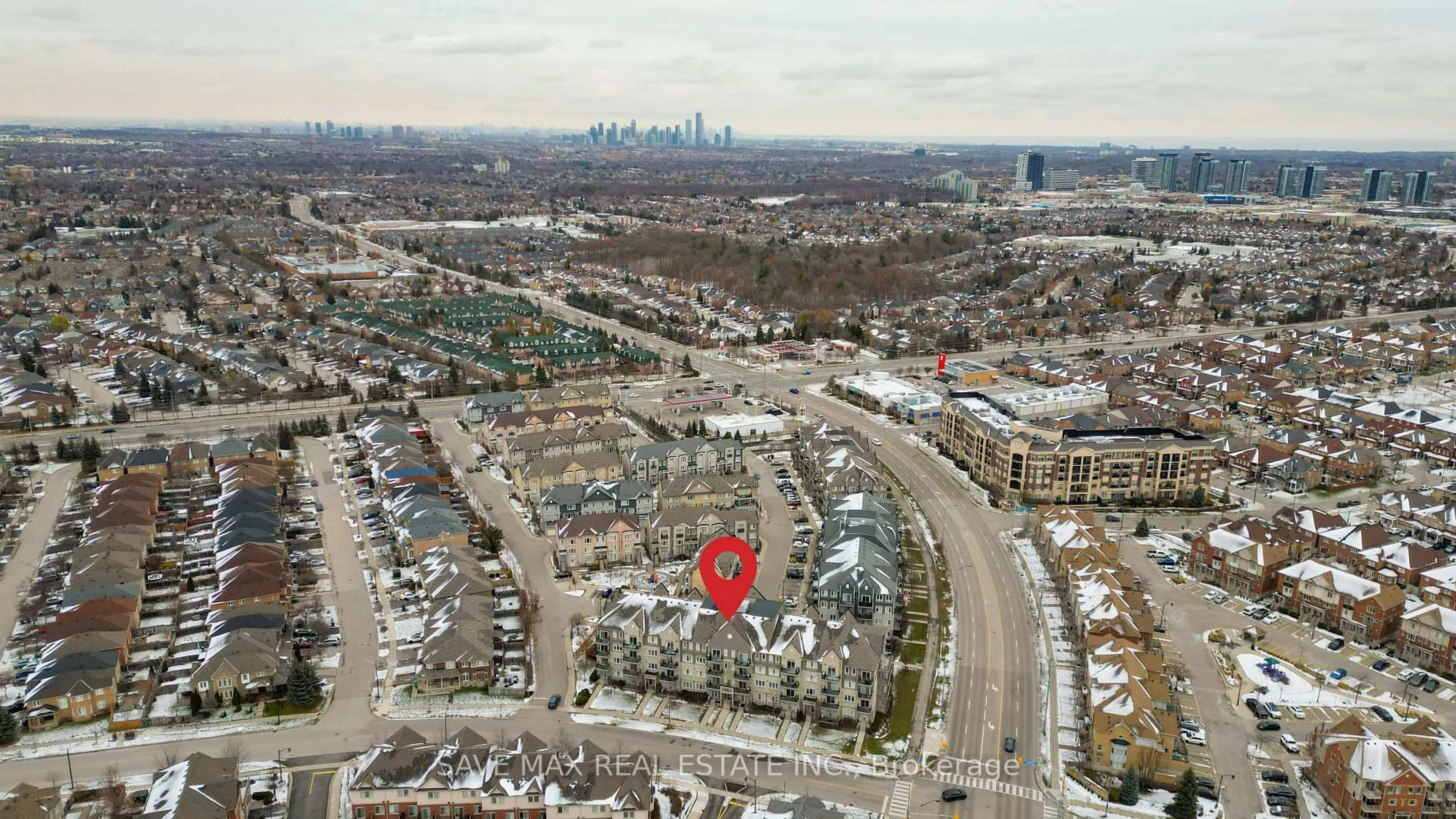 A pic from outside/outdoor area/front of a property/back of a property/a pic from drone, city buildings view from balcony for 3075 THOMAS St #213, Mississauga Ontario L5M 0L8