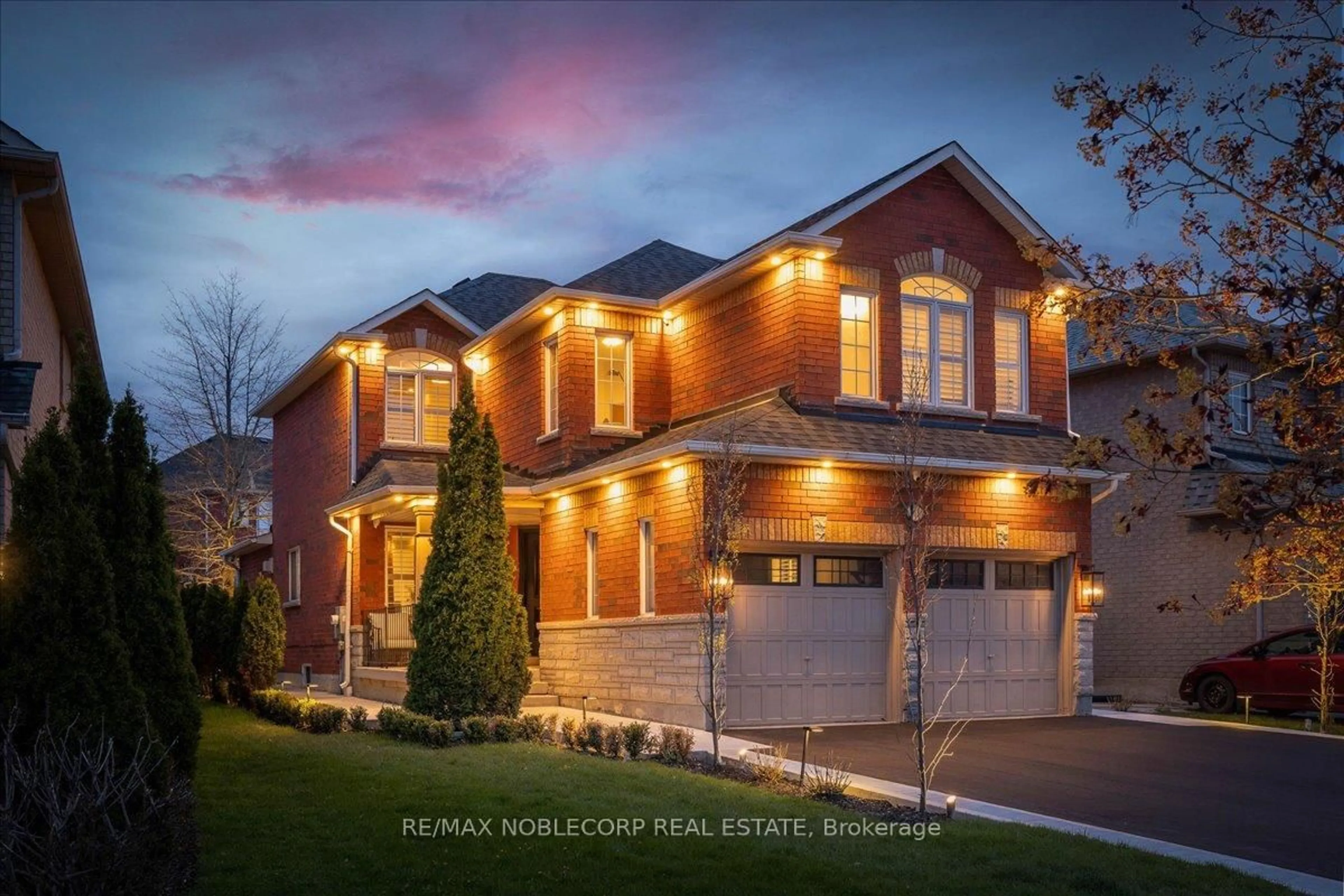 Home with brick exterior material, street for 338 Ellwood Dr, Caledon Ontario L7E 2G6